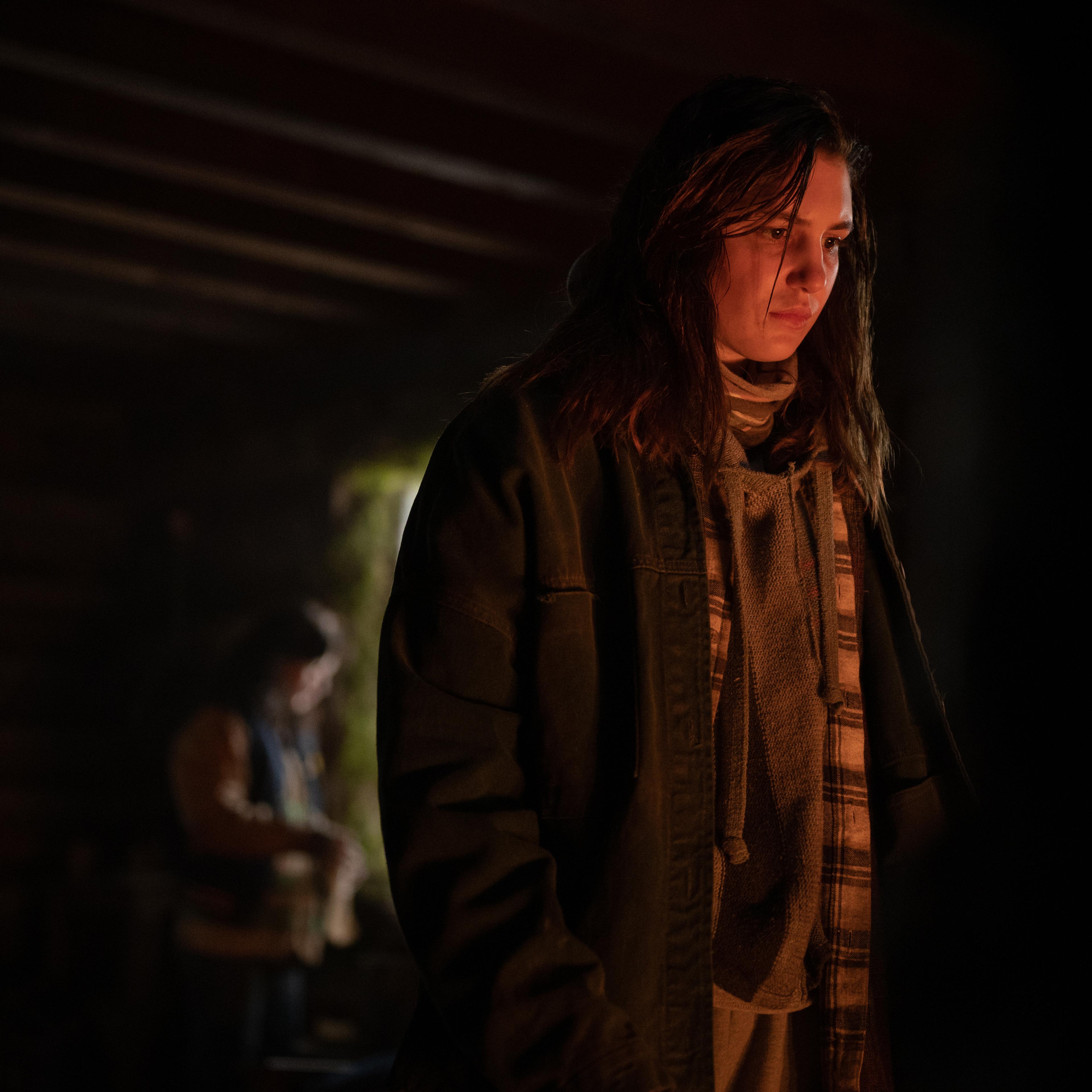 Sophie Nélisse as teen Shauna in 'Yellowjackets' season 2, episode 7