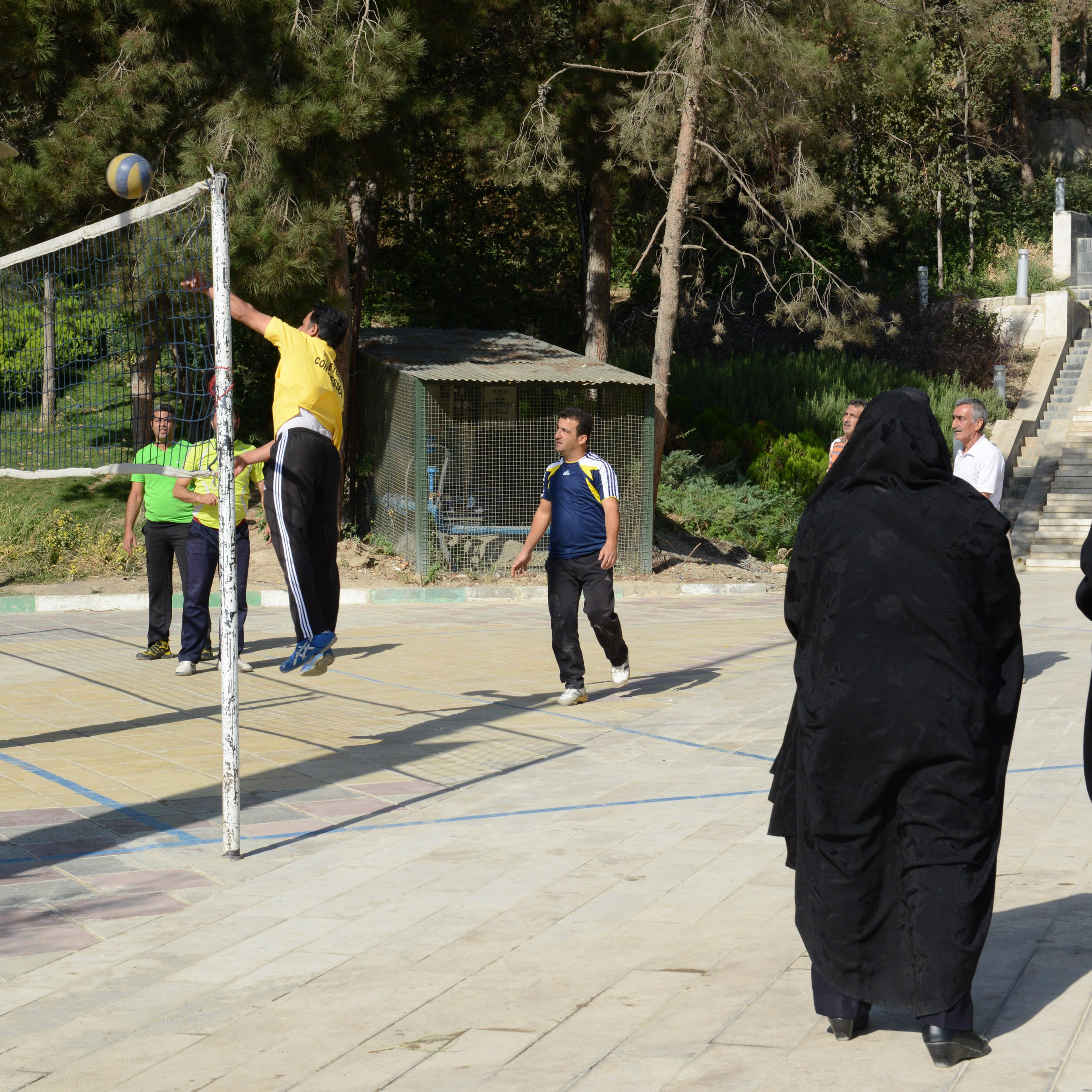 Daily Life In Tehran