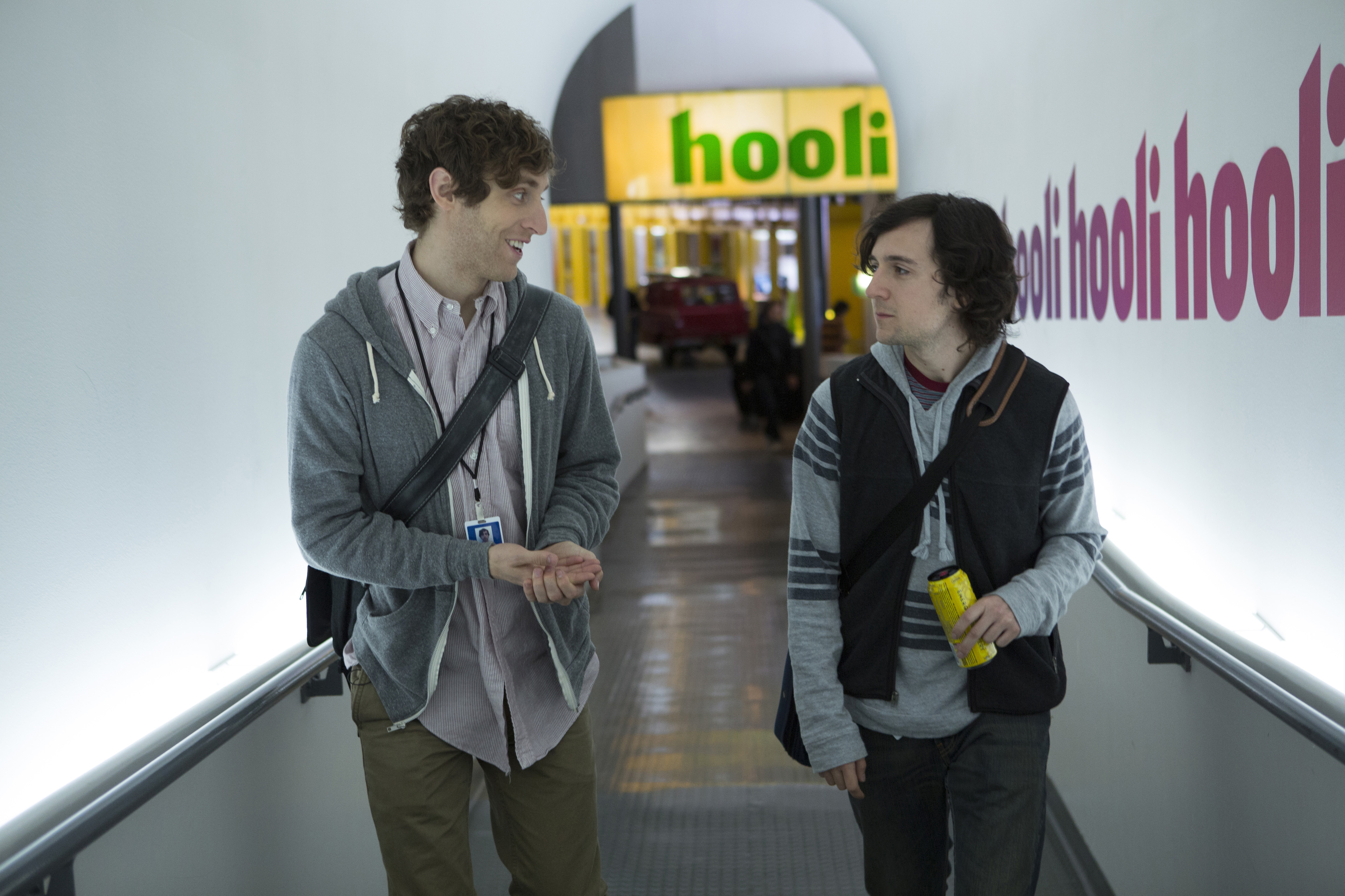 Middleditch and Brener in the pilot of Silicon Valley.