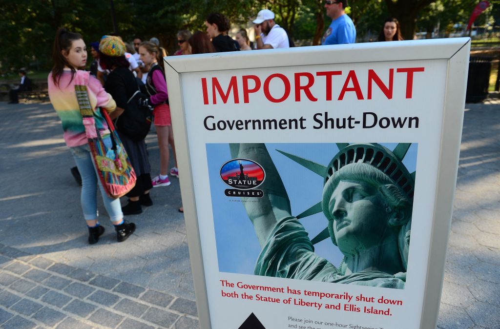 TOPSHOT-US-POLITICS-ECONOMY-BUDGET