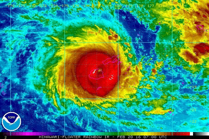 Massive cyclone bears down on Fiji