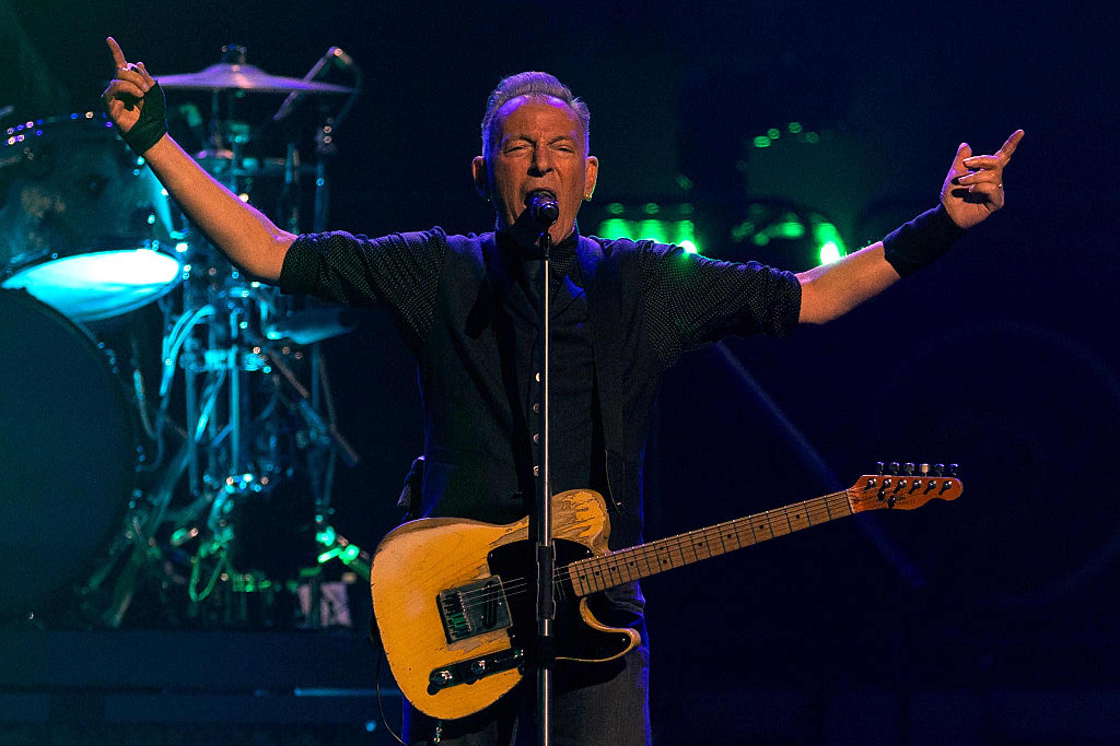 bruce springsteen all dressed up in blue Fashion: Why Bruce Springsteen Is An American Style Icon | The Journal