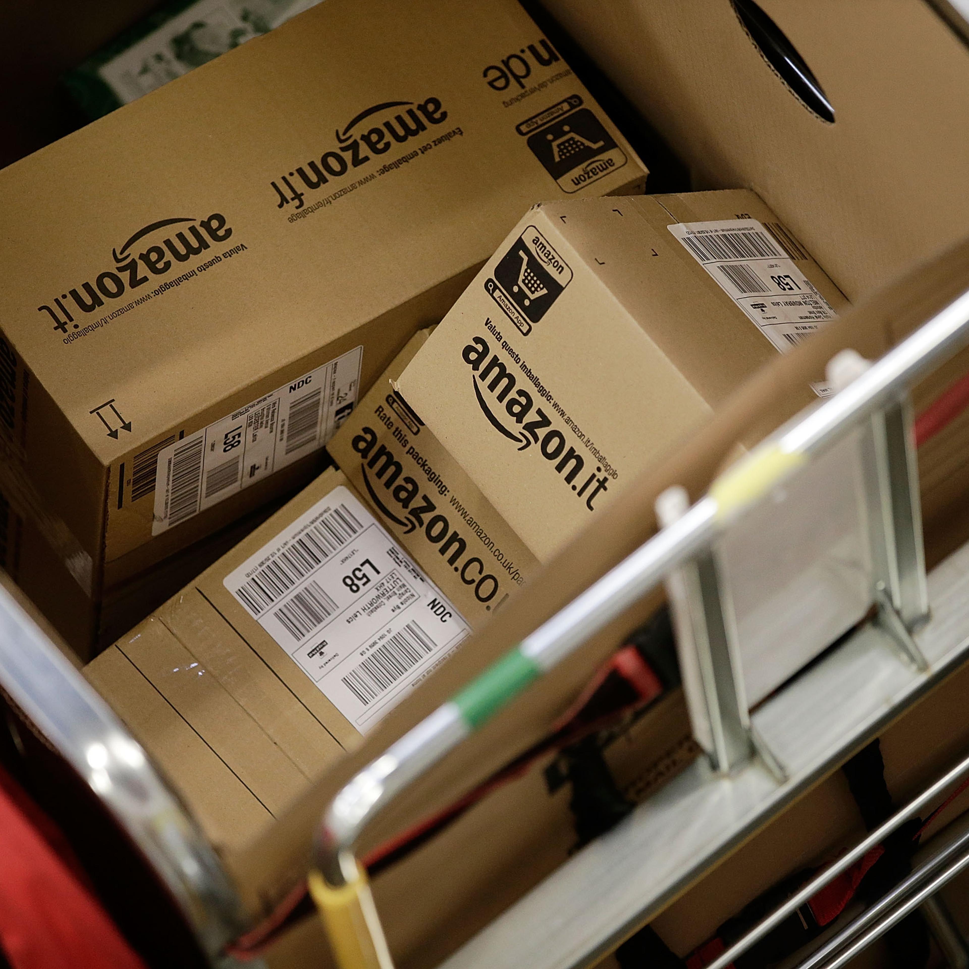 Royal Mail Processes Final Mail For Christmas Deadlines