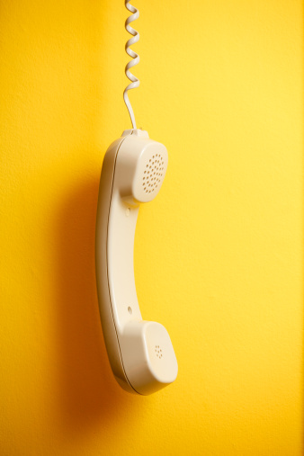 hanging-telephone-horn