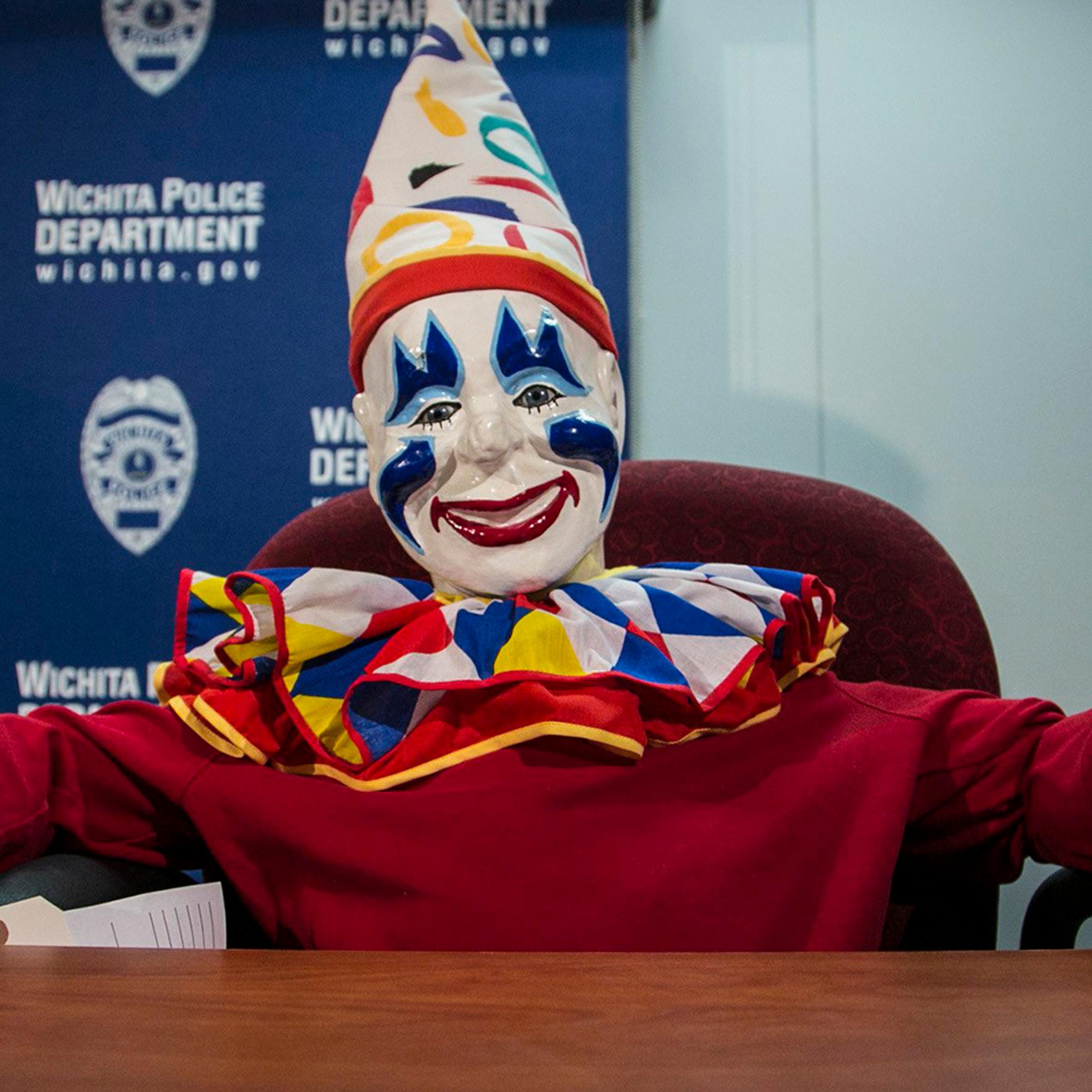 Louie the Clown Returns
