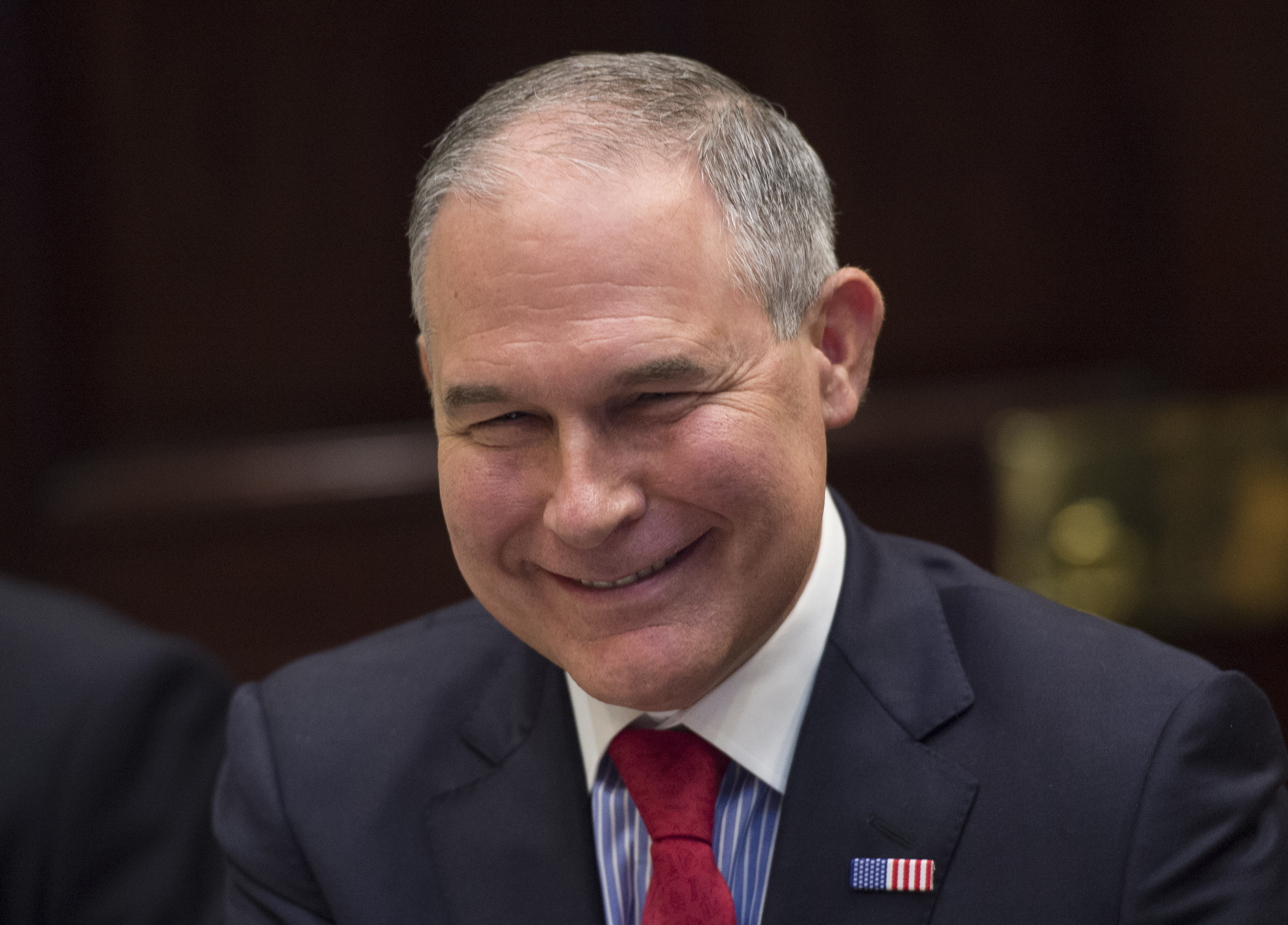 scott pruitt epa sue and settle