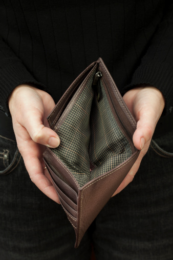 empty-wallet-open