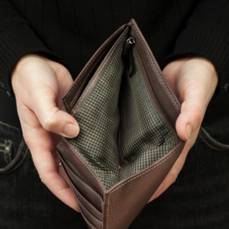empty-wallet-open