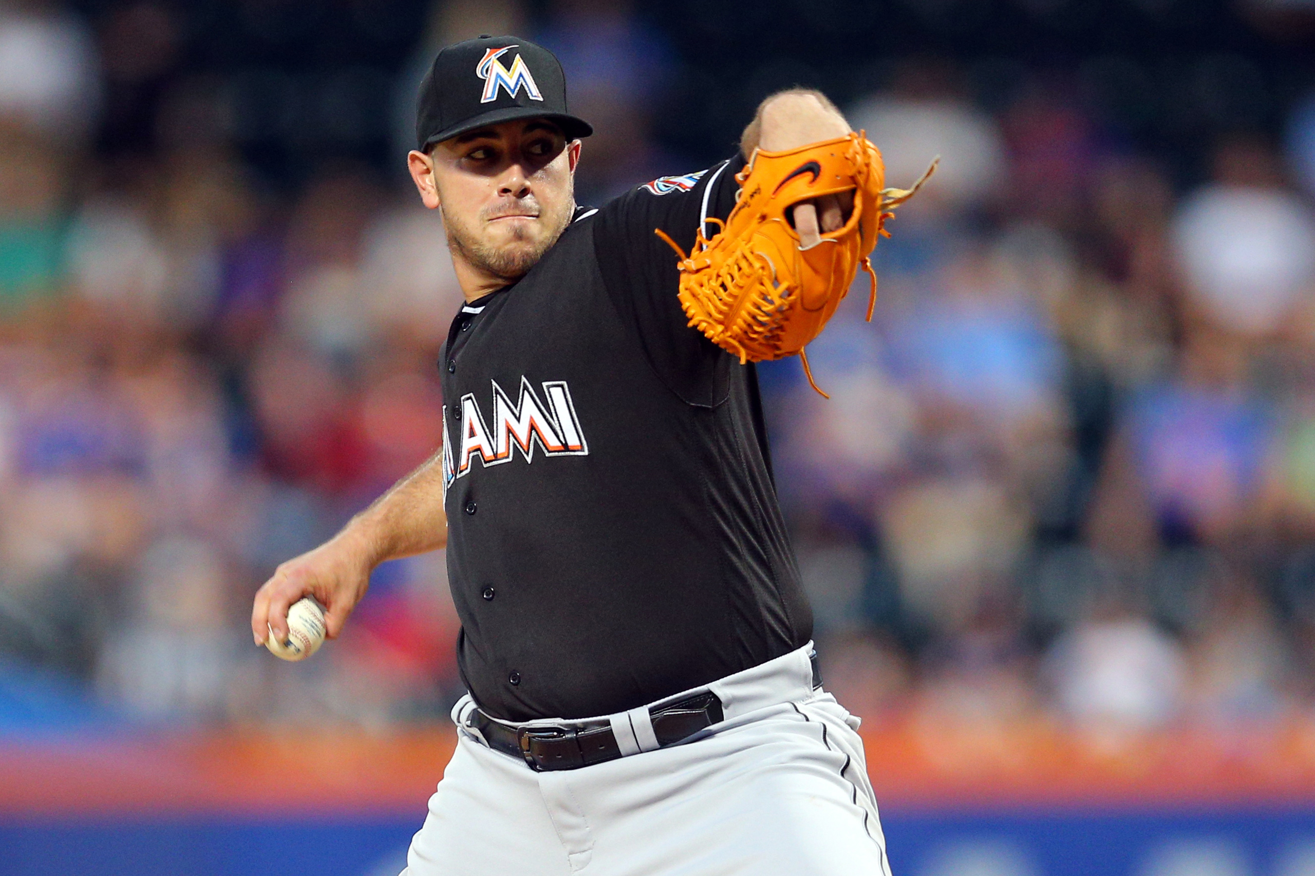 Aug 29, 2016; New York City, NY, USA; Miami Marlins starting pitcher Jose Fernandez (16) pitches against the New York Mets during the first inning at Citi Field. Mandatory Credit: Brad Penner-USA TODAY Sports - RTX2NJ6B