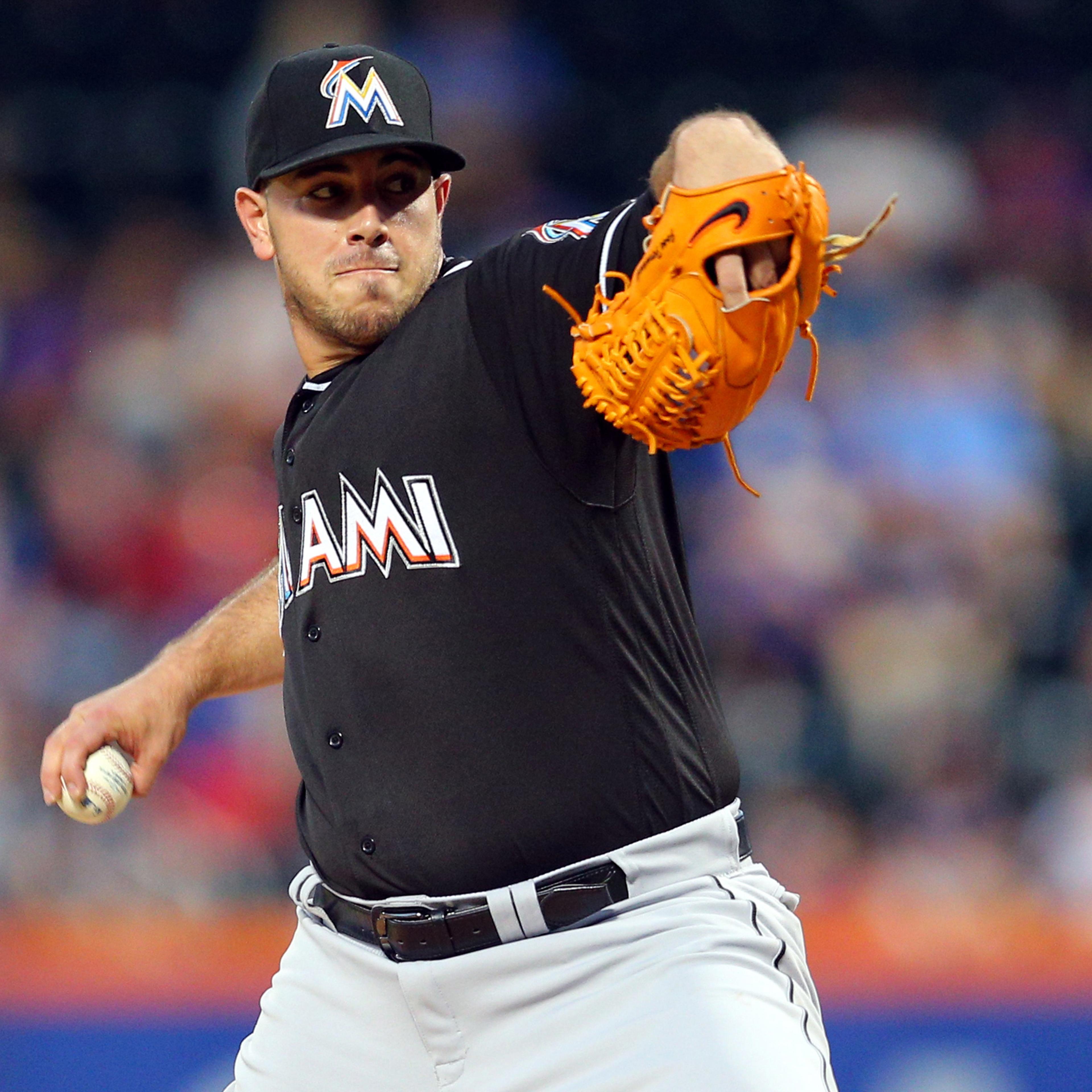 Aug 29, 2016; New York City, NY, USA; Miami Marlins starting pitcher Jose Fernandez (16) pitches against the New York Mets during the first inning at Citi Field. Mandatory Credit: Brad Penner-USA TODAY Sports - RTX2NJ6B