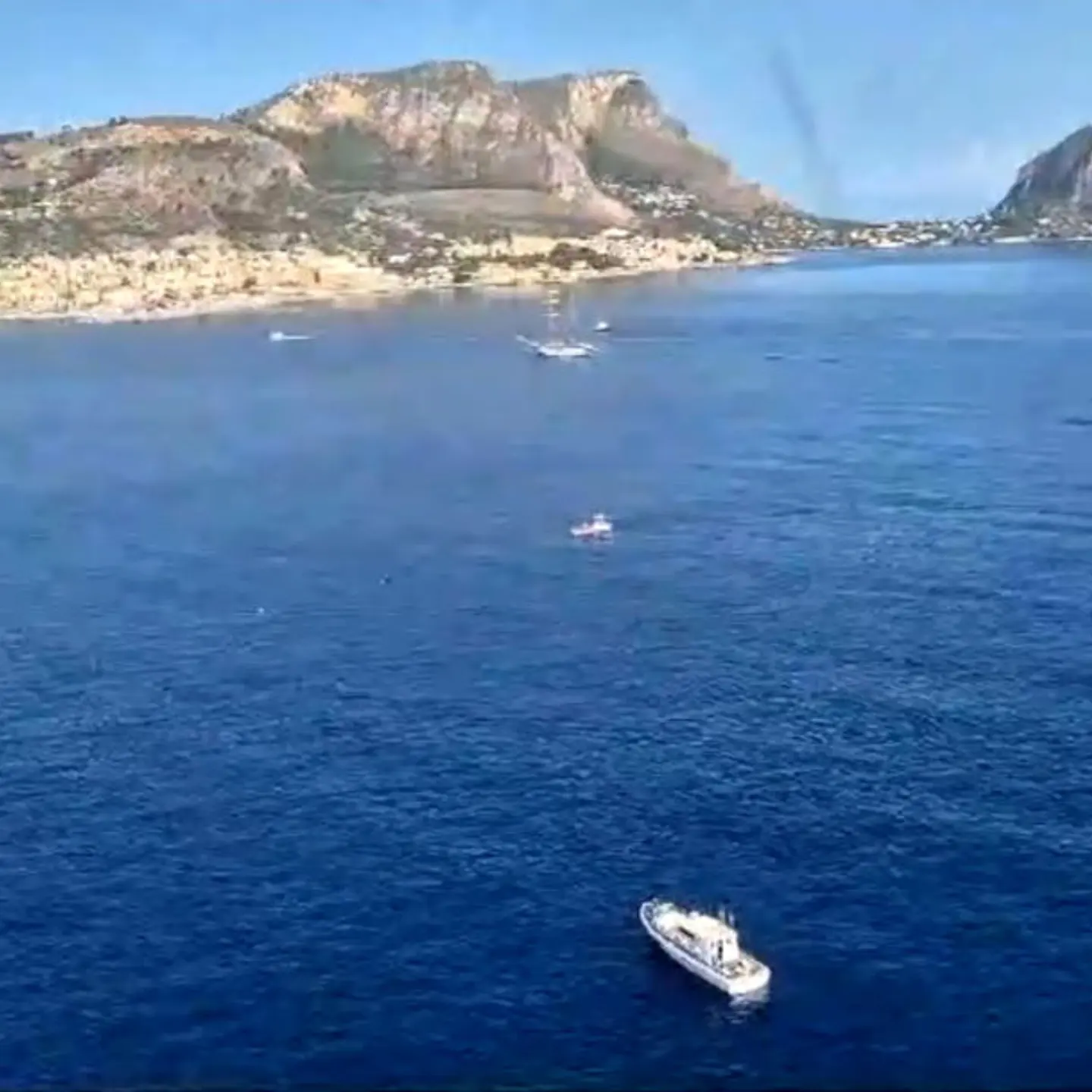 Yacht Sinks Sicily