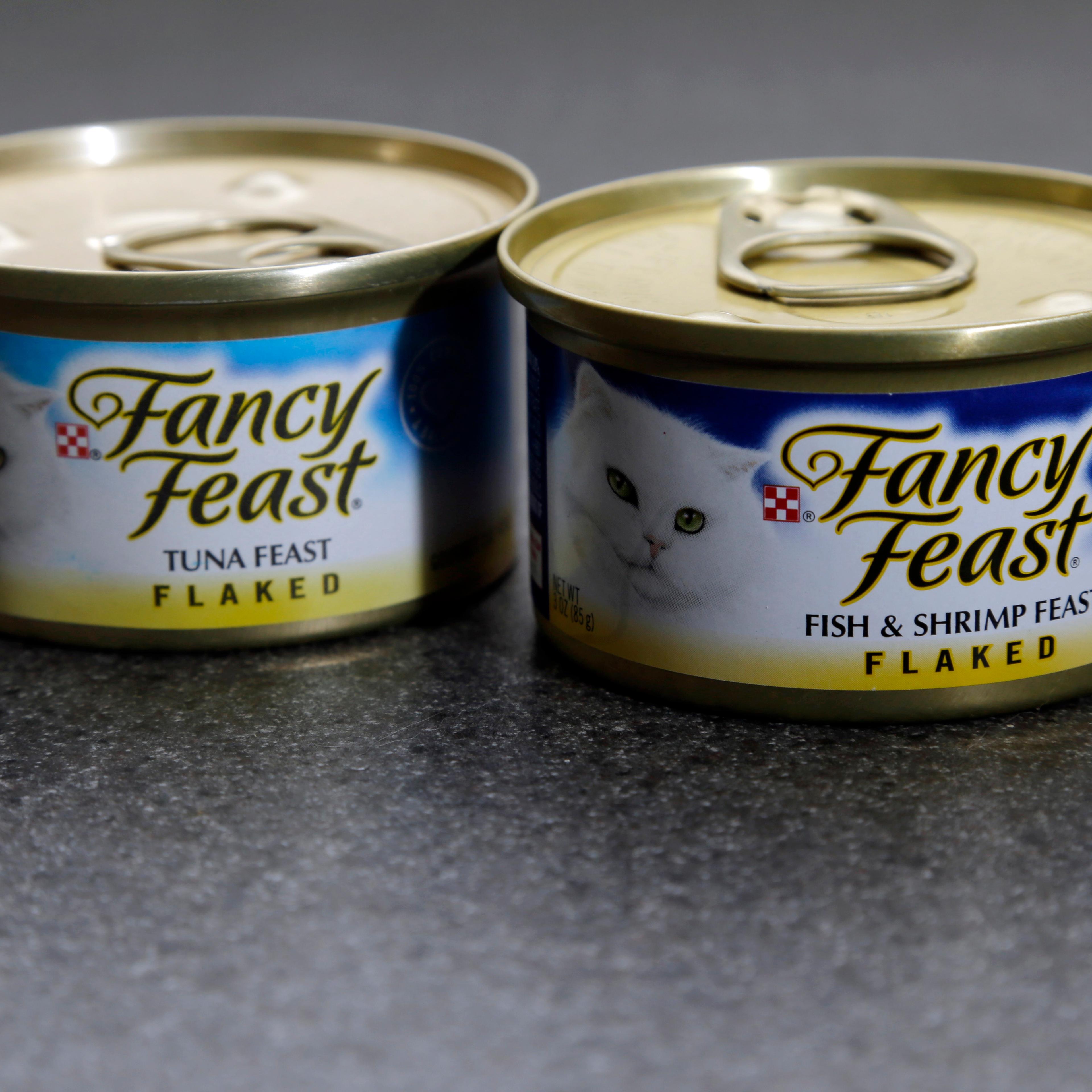 Fancy Feast cat food