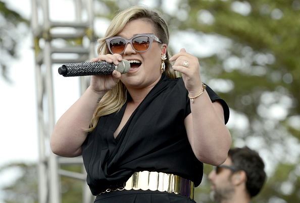 97.3 Alice Hosts Alice's Summerthing