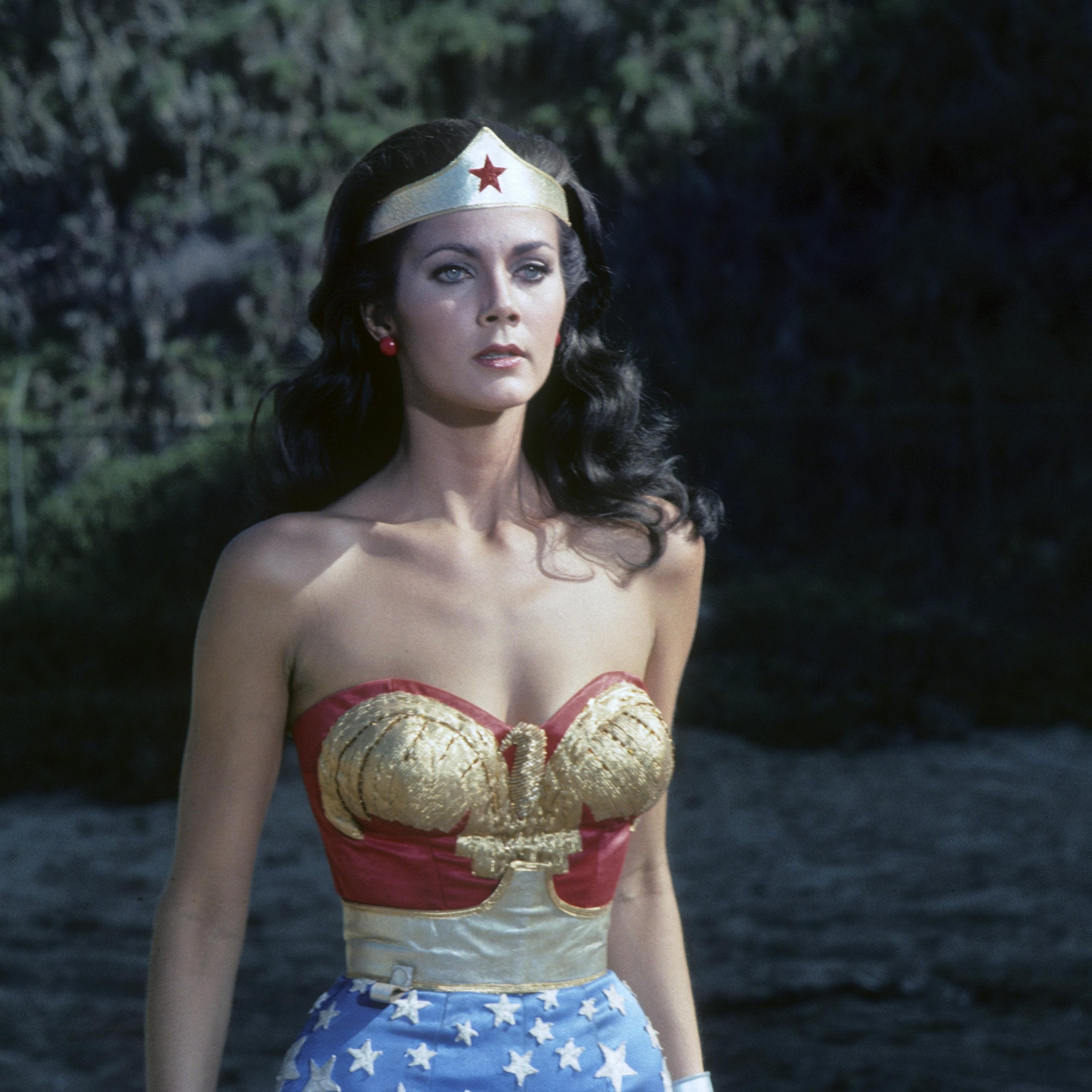 LYNDA CARTER
