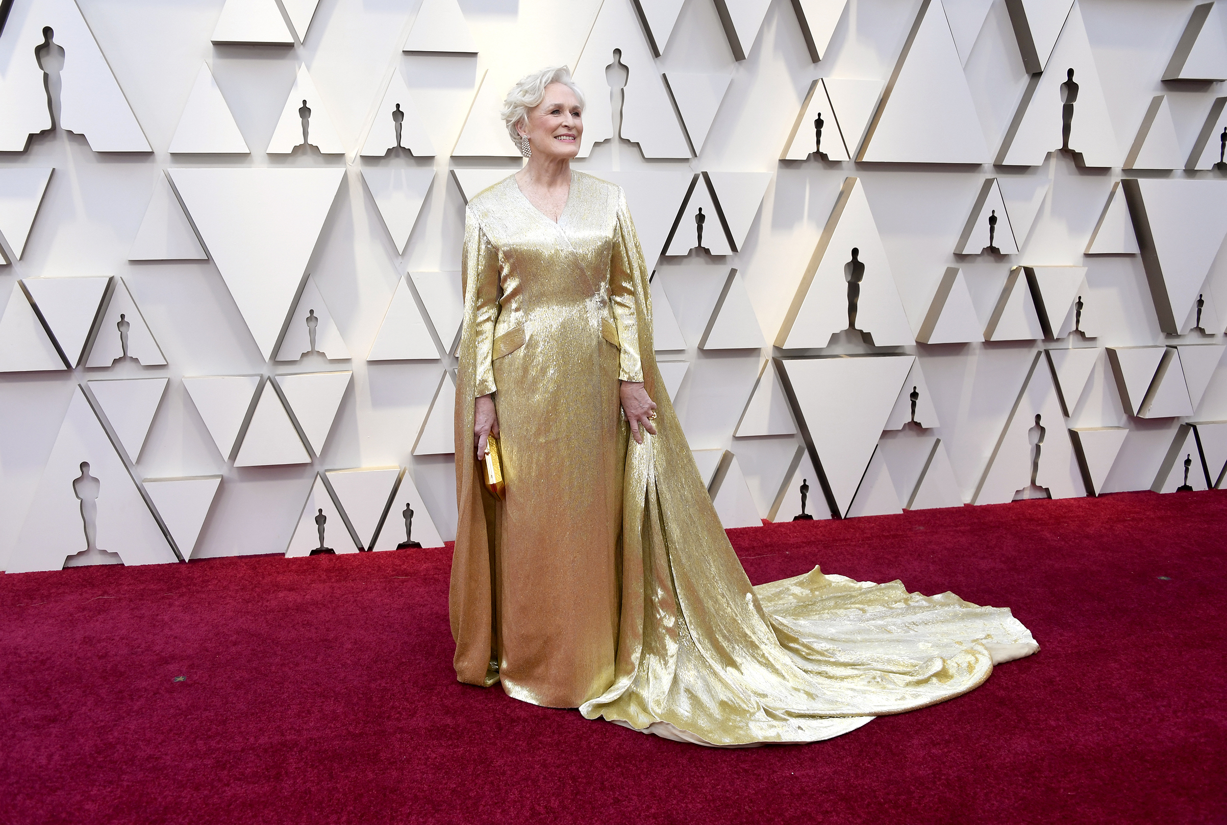 glenn close dress golden globes 2019 Oscars 2019: Glenn Close Looked Just Like an Oscar