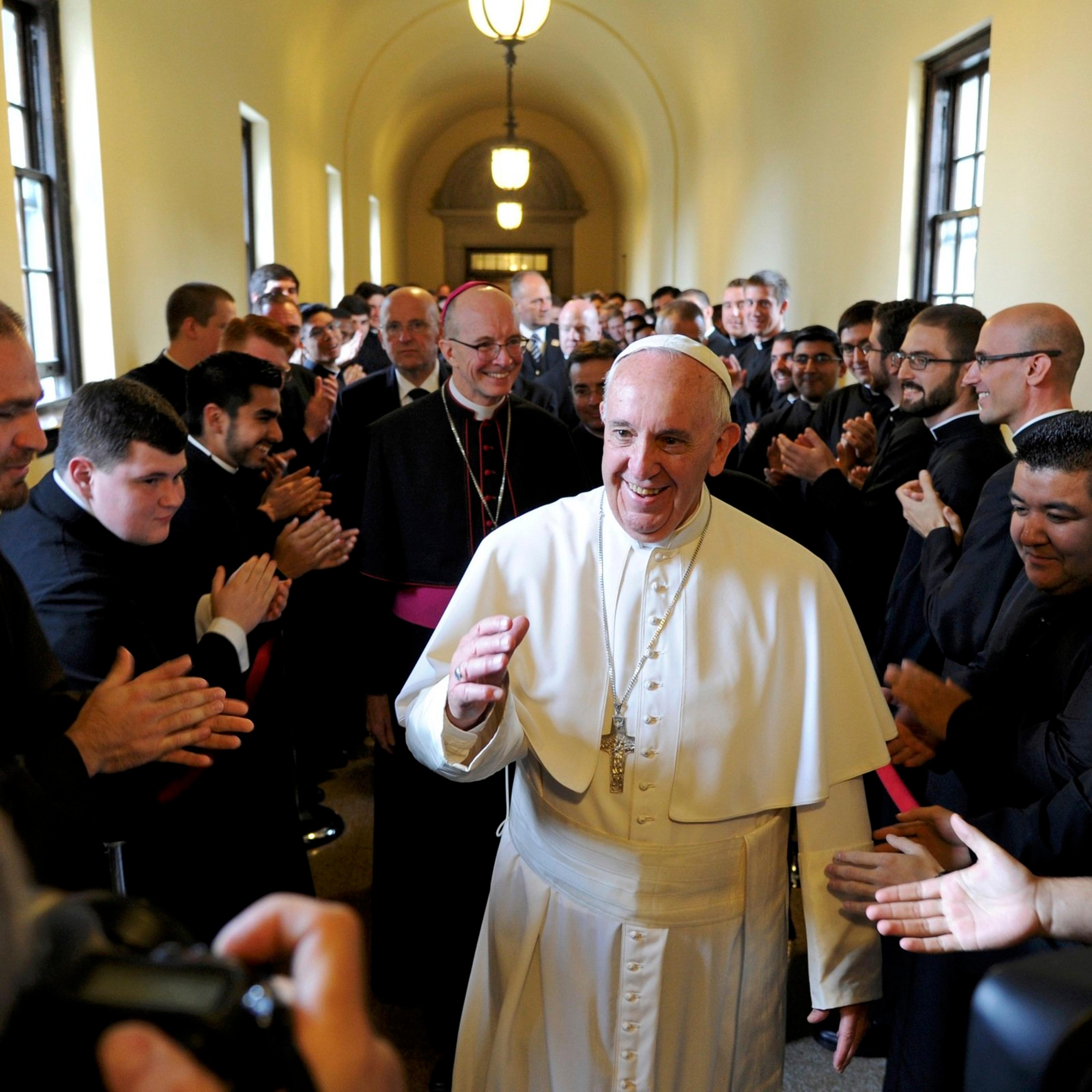 Pope Francis greets seminariansl at St.Charles Borromeo Seminary in Philadelphia