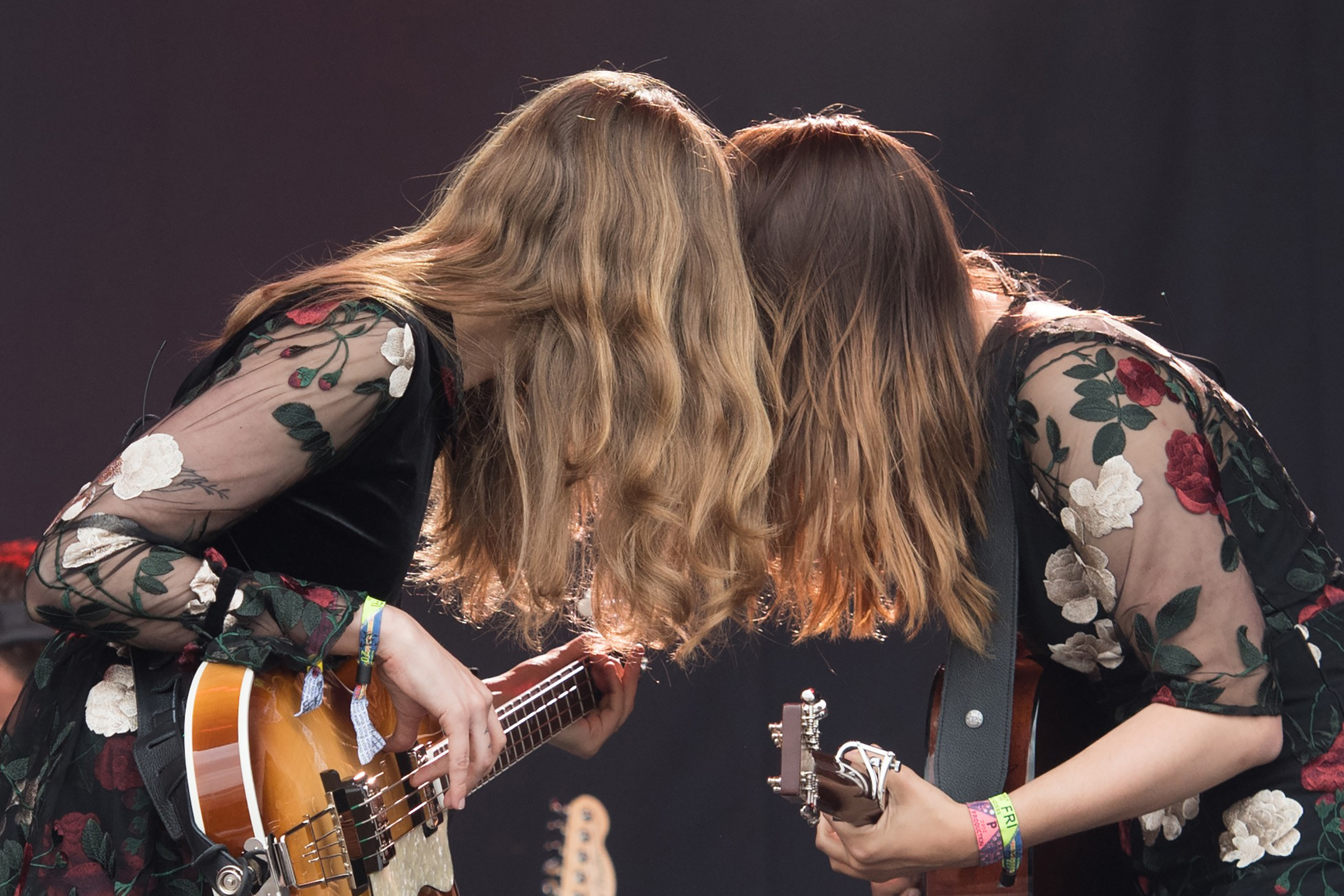 first-aid-kit-knod-to-rocks-past