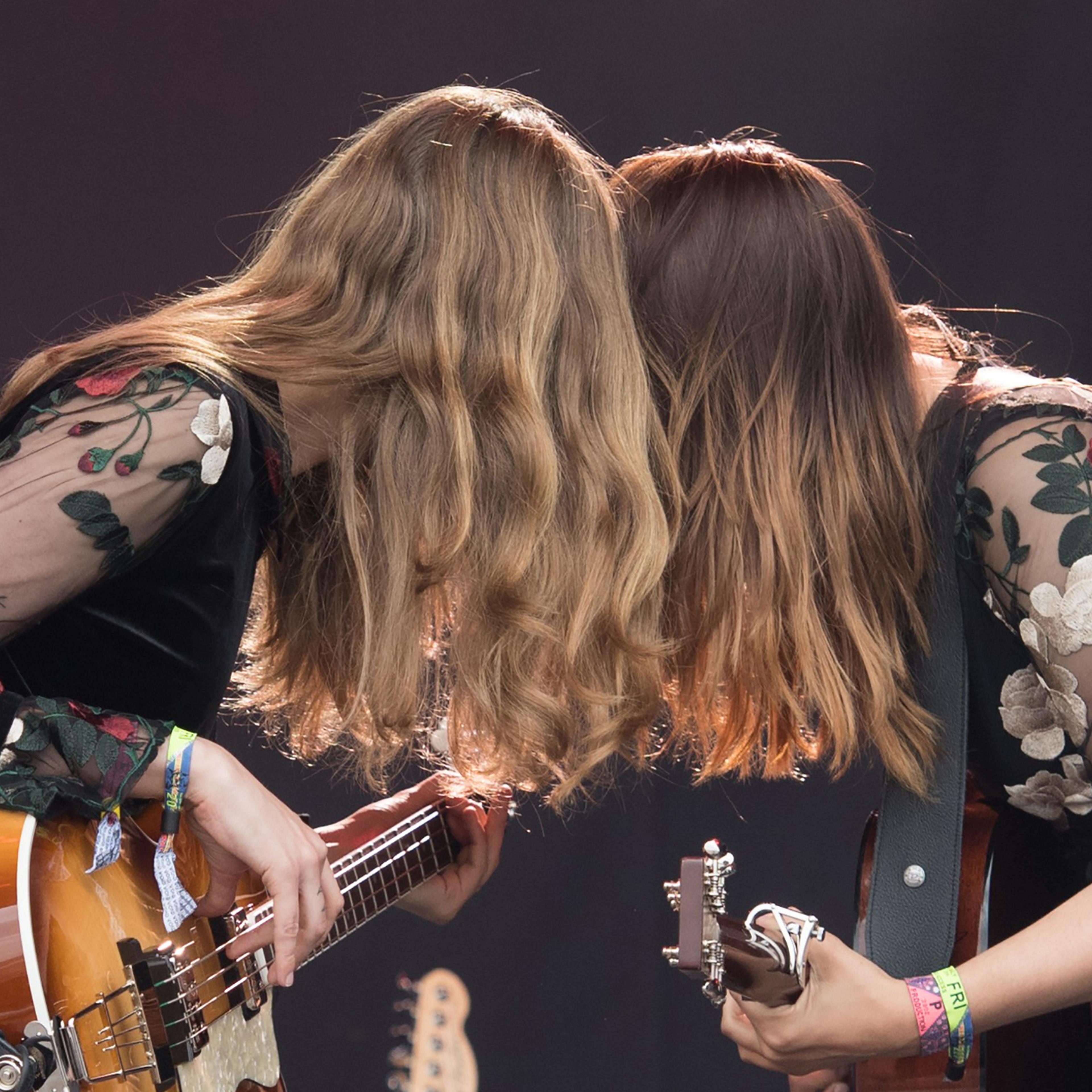 first-aid-kit-knod-to-rocks-past