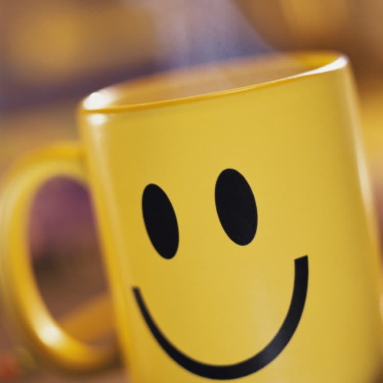 smiley-face-yellow-mug