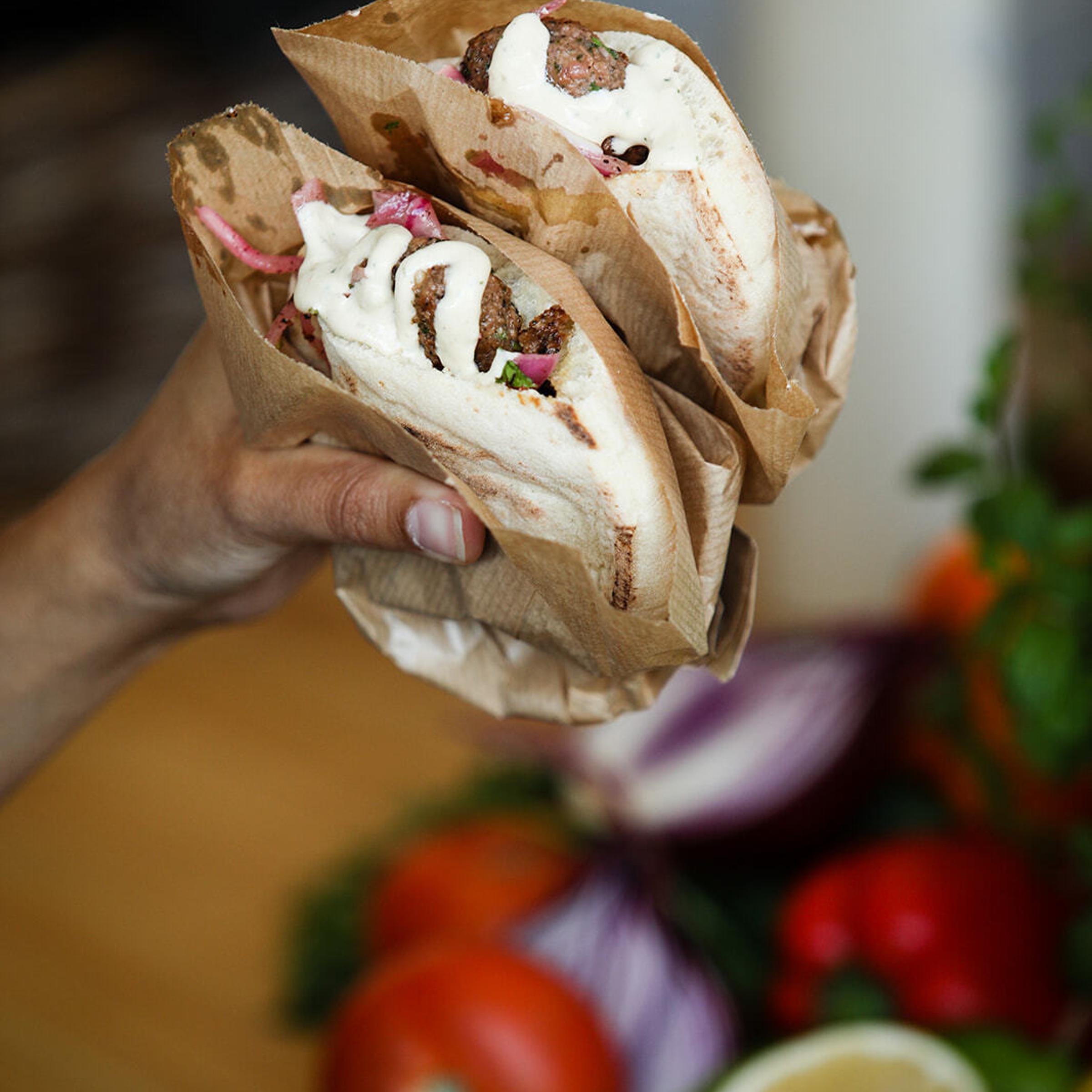 A pita made with Redefine Meat's plant-based lamb product, shown at the FoodTech IL 2022 conference.