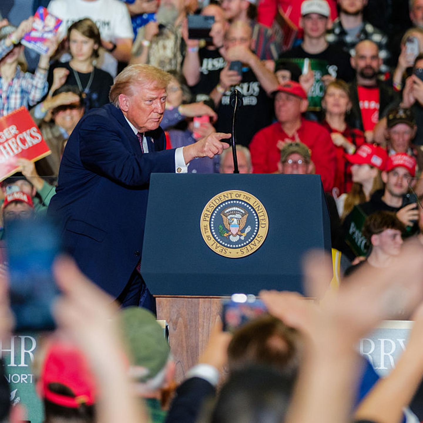 Trump Touts Economic Record, Avoids Epstein Files In Rally