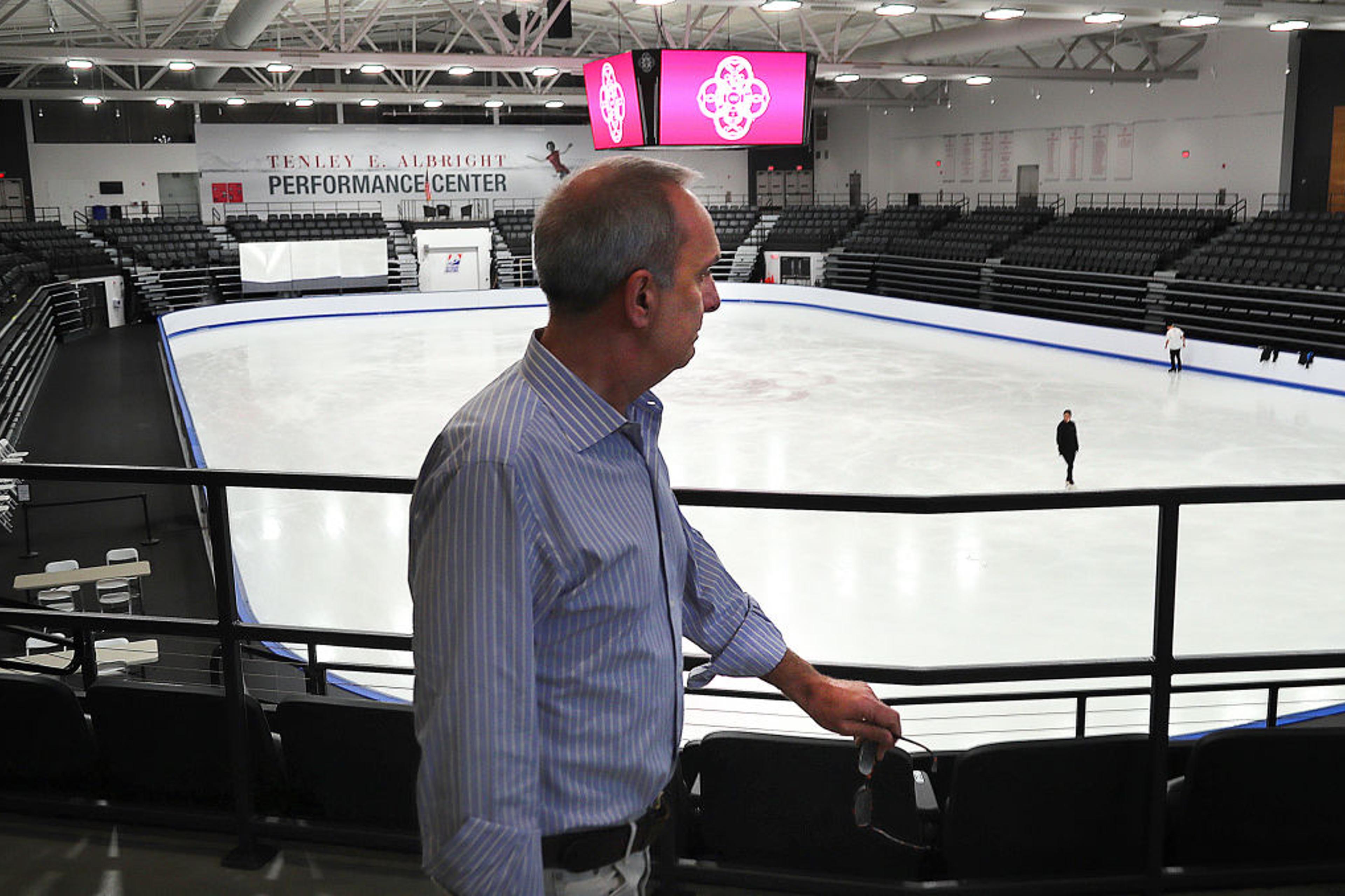 Six from Skating Club of Boston among victims of mid-air plane collision in D.C.