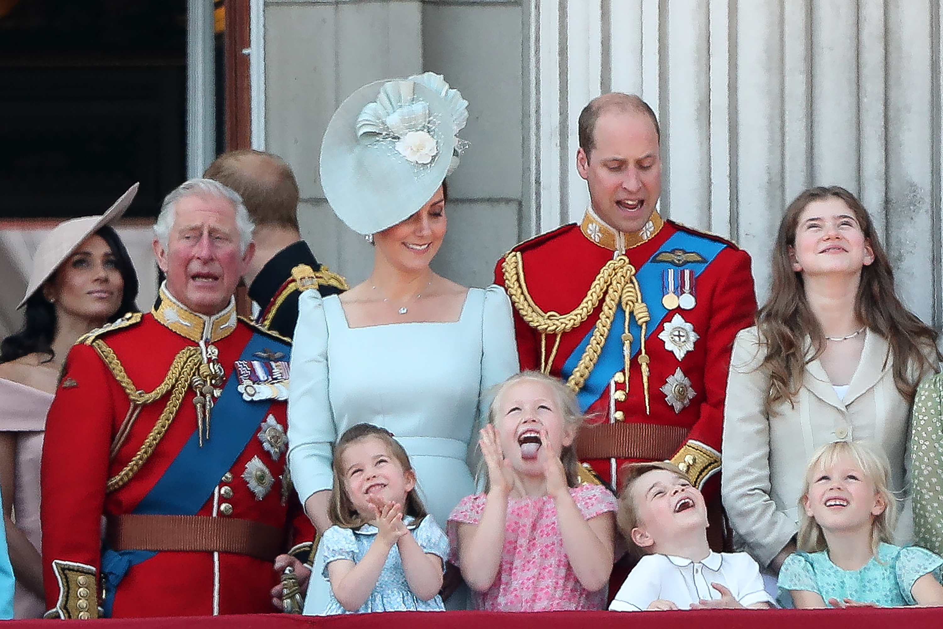 TOPSHOT-BRITAIN-ROYAL-TROOPING