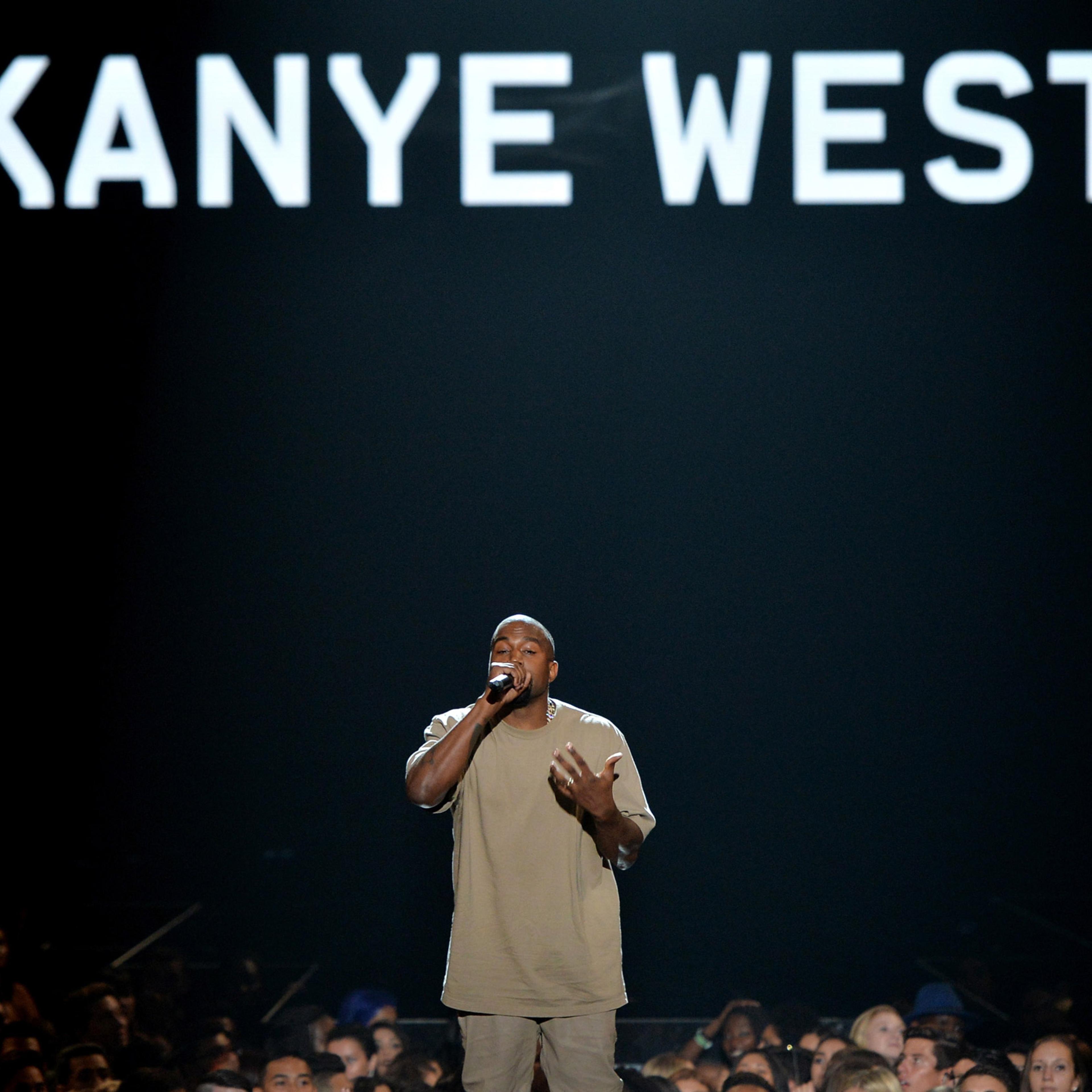 2015 MTV Video Music Awards - Fixed Show