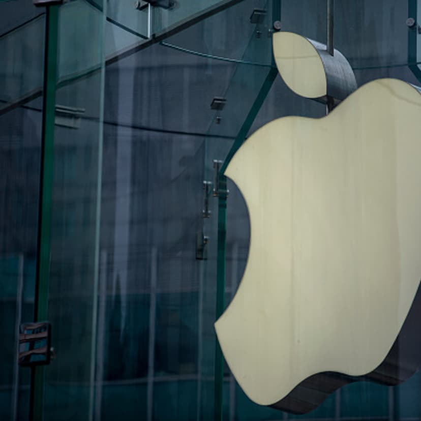 Logo of an Apple store in Chongqing. Apple has experienced