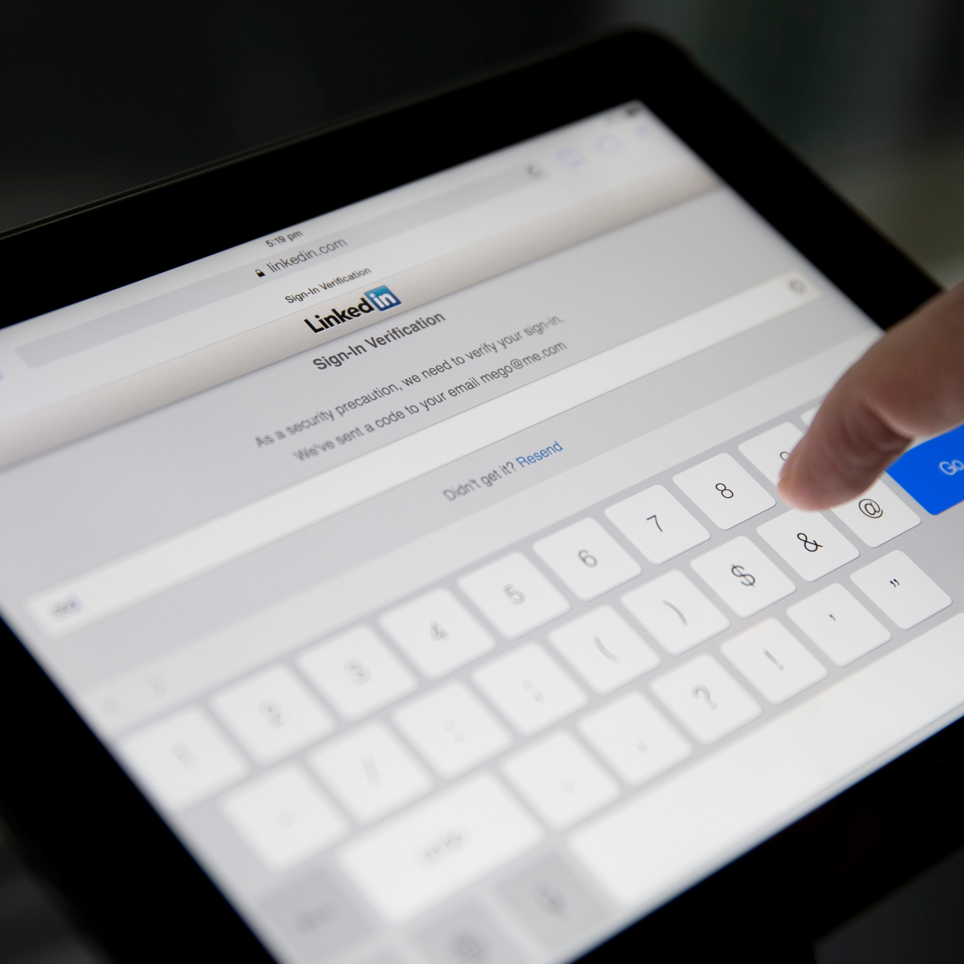 LinkedIn Corp. Expands in China With Local Site Limiting Content