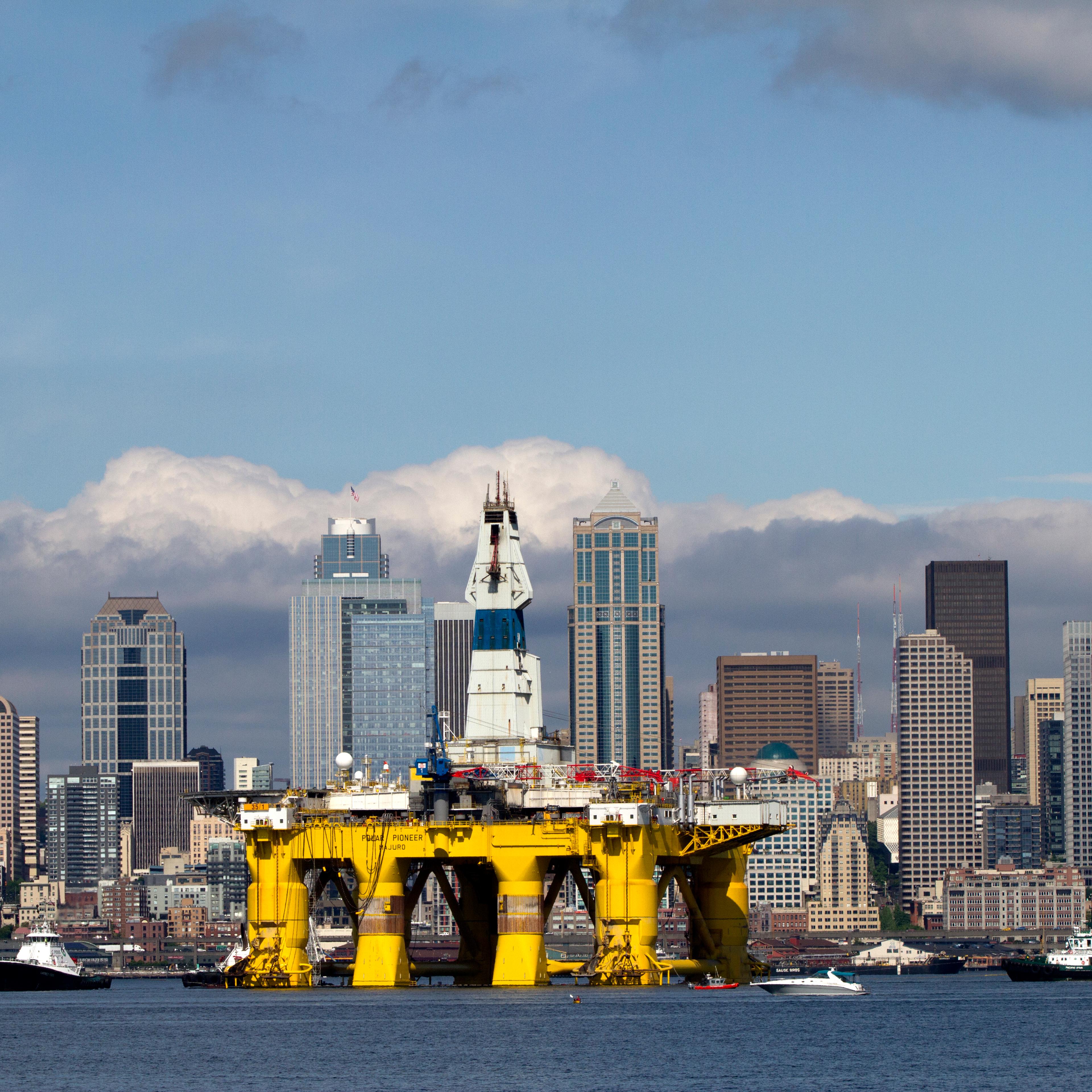 Large Shell Oil Ship Arrives In Seattle, As Part Of Fleet To Lead Company's Oil Exploration Off Alaskan Coast