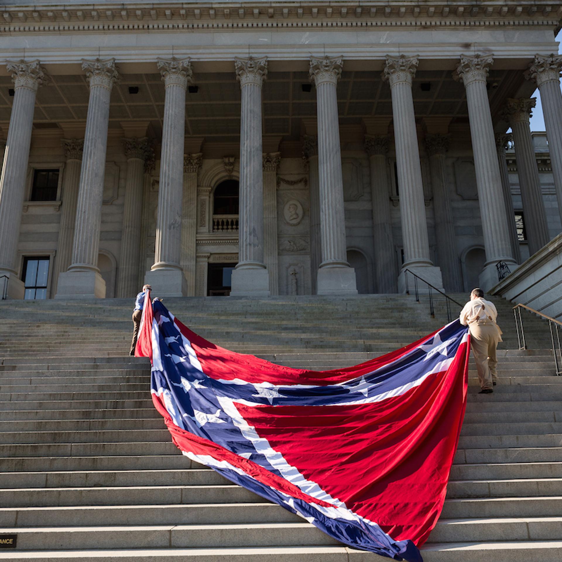 Re-Enactors Commemorate Confederate Memorial Day