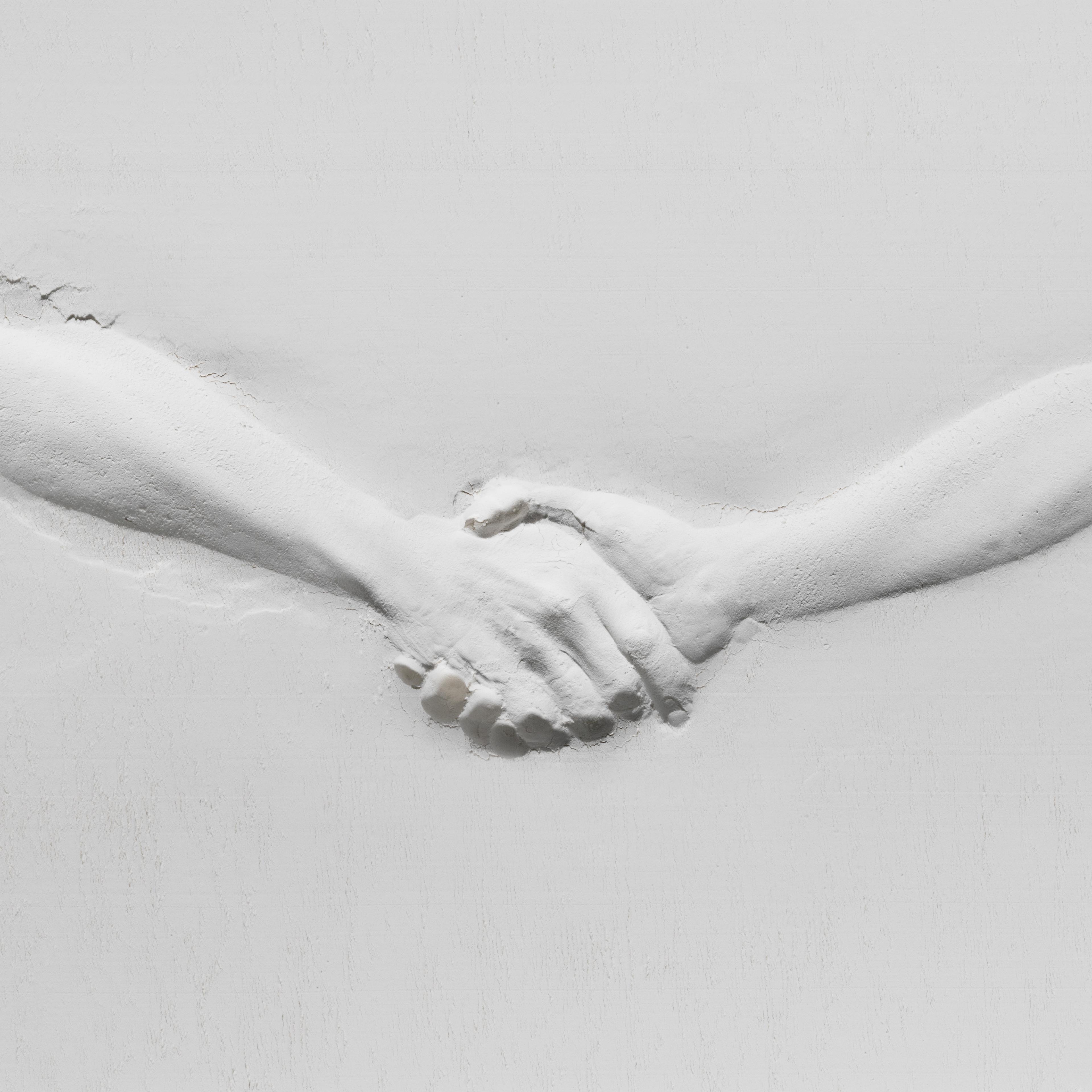 Hand shake
