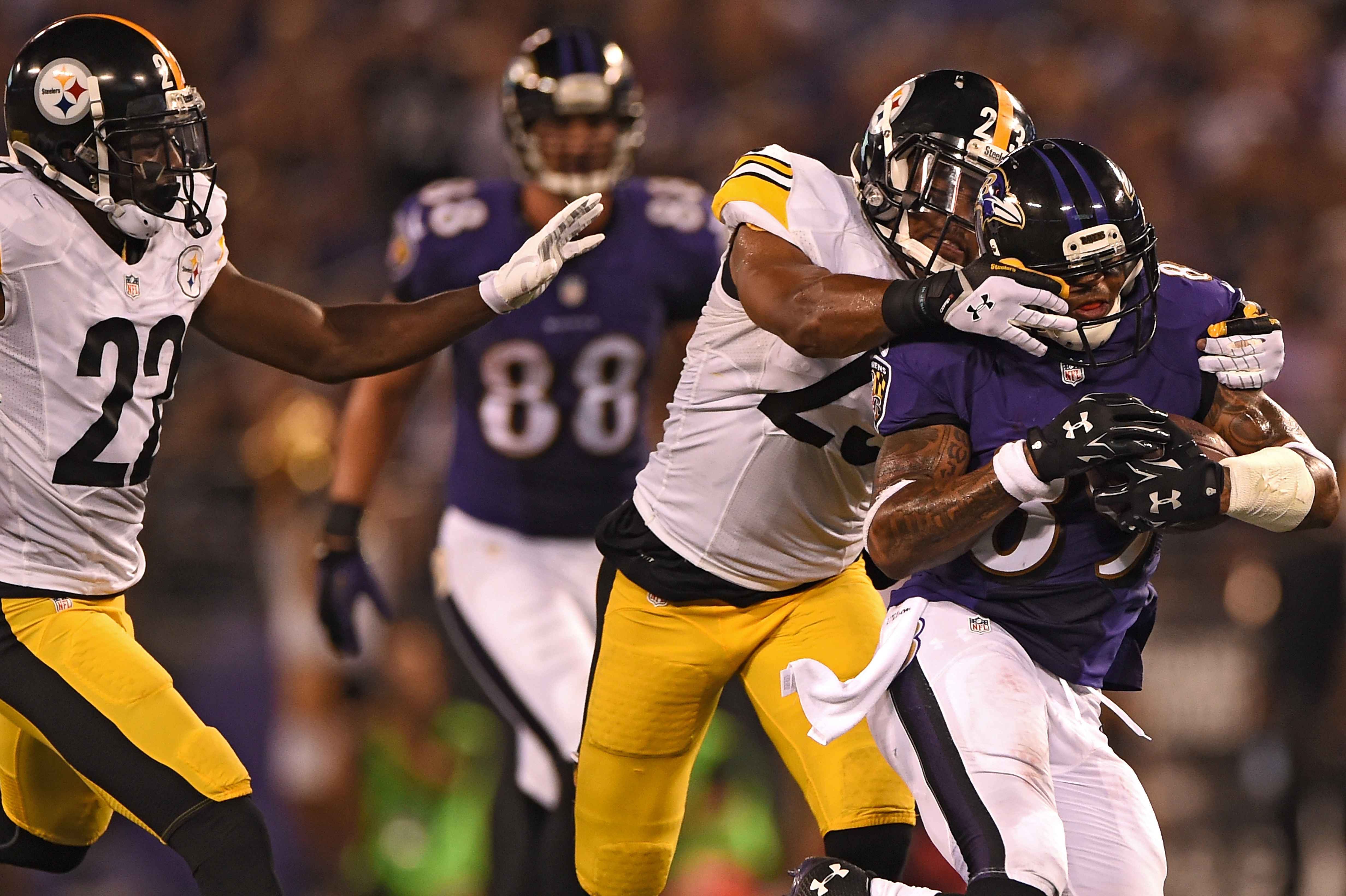 Pittsburgh Steelers v Baltimore Ravens