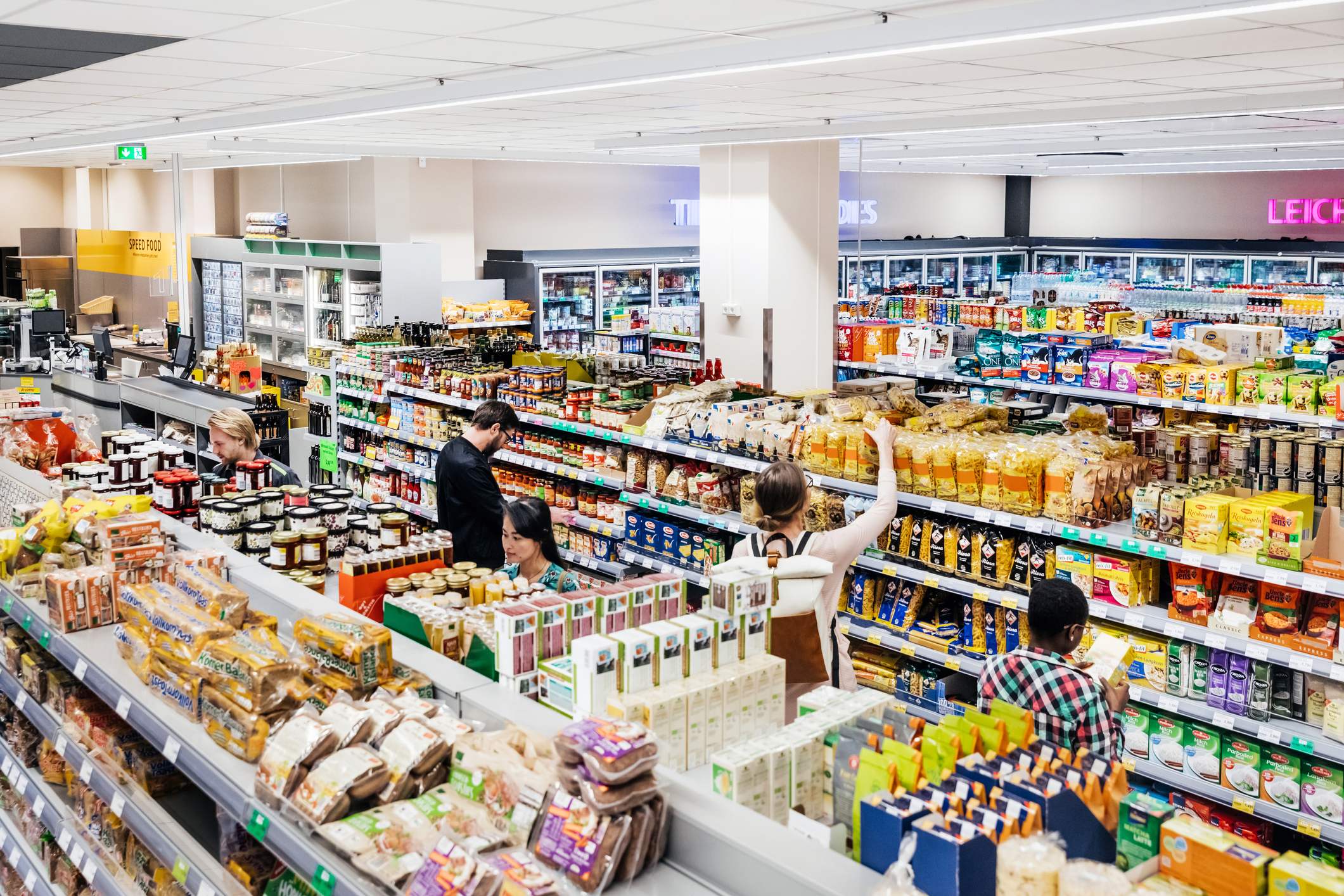 Here's Everything Open and Closed on Christmas 2019