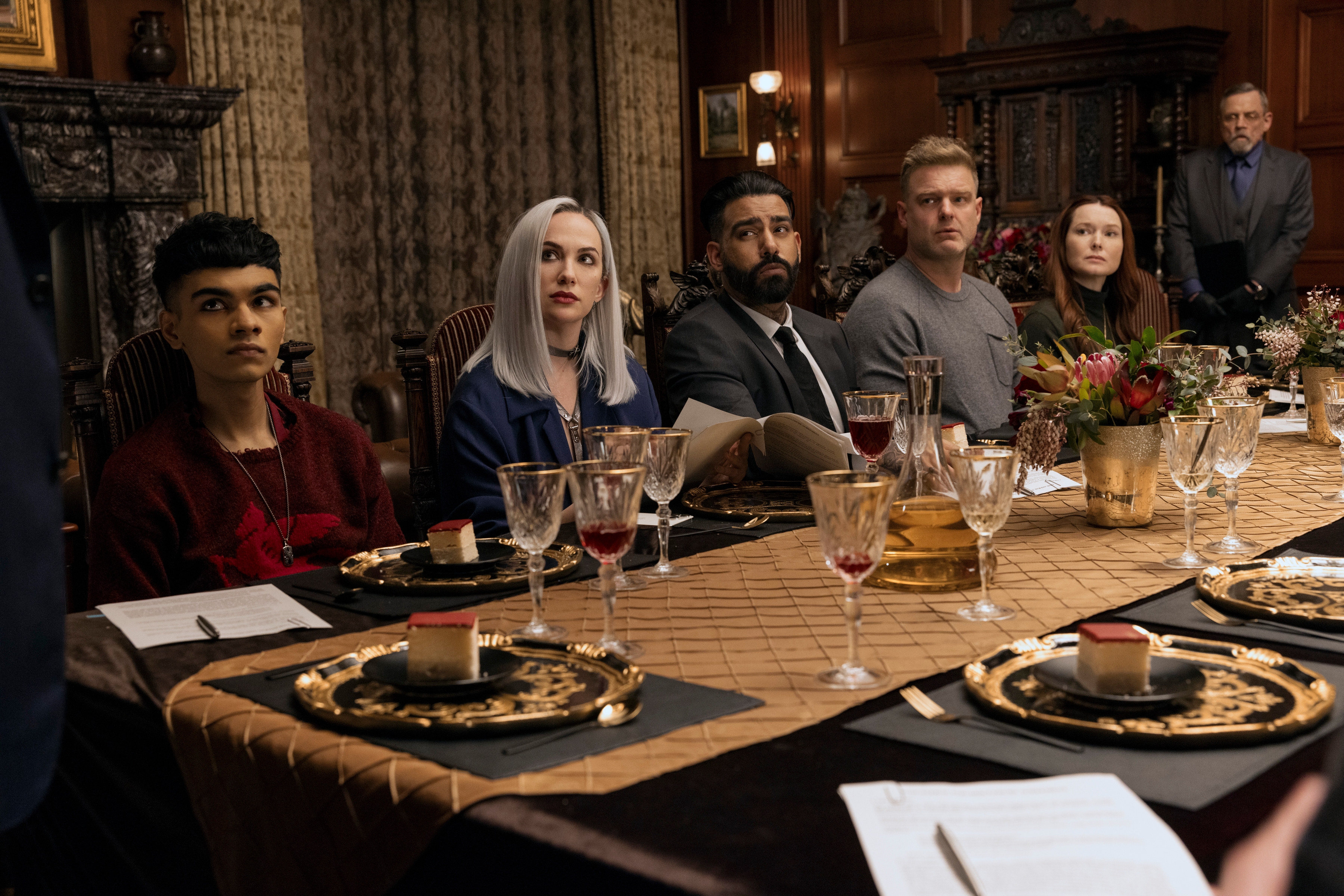 The Fall of the House of Usher. (L to R) Sauriyan Sapkota as Prospero Usher, Kate Siegel as Camille L'Espanaye, Rahul Kohli as Napoleon Usher, Matt Biedel as Bill-T Wilson, Samantha Sloyan as Tamerlane Usher, Mark Hamill as Arthur Pym in episode 101 of T