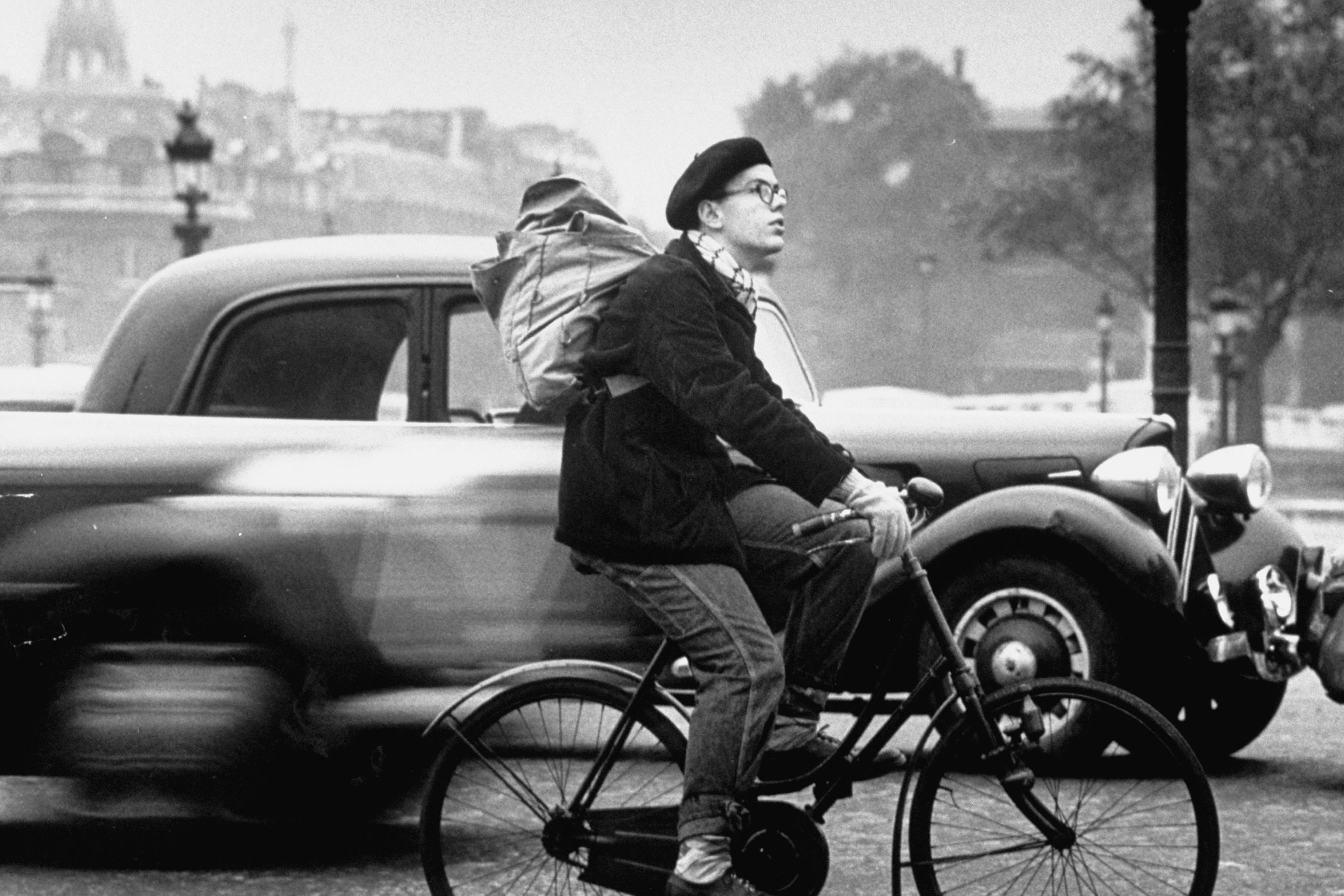 American teens in Paris 1952