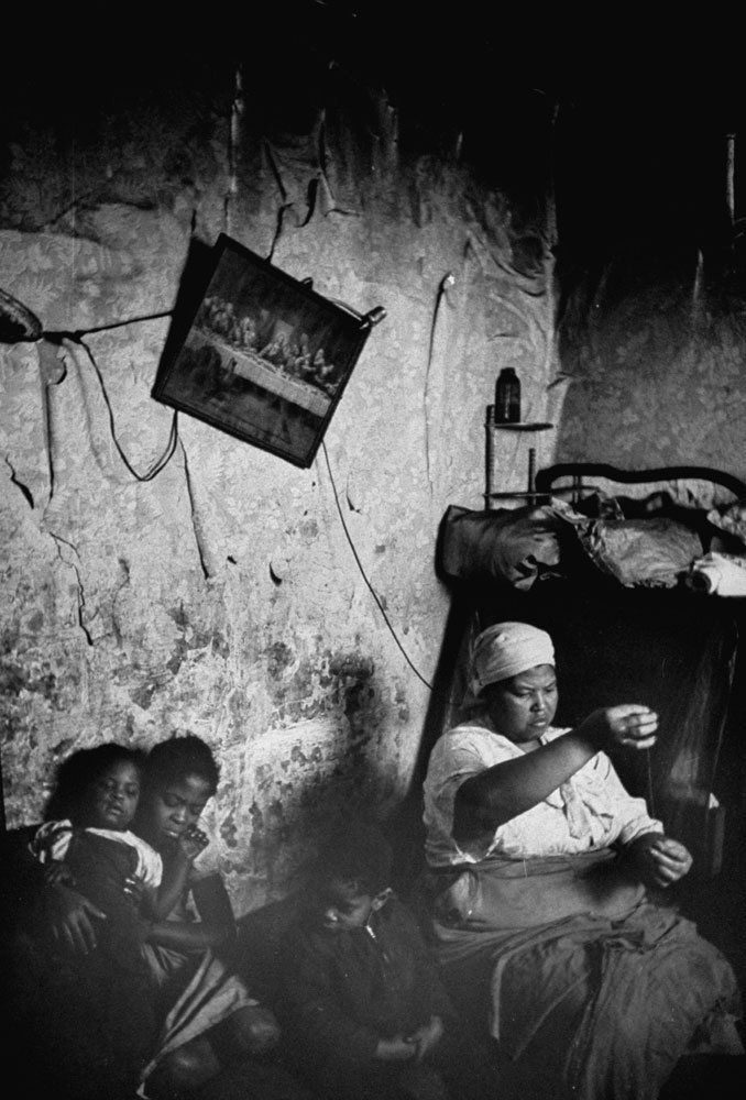 Chicago Confronts Urban Blight, 1954: A Great City at a Crossroads