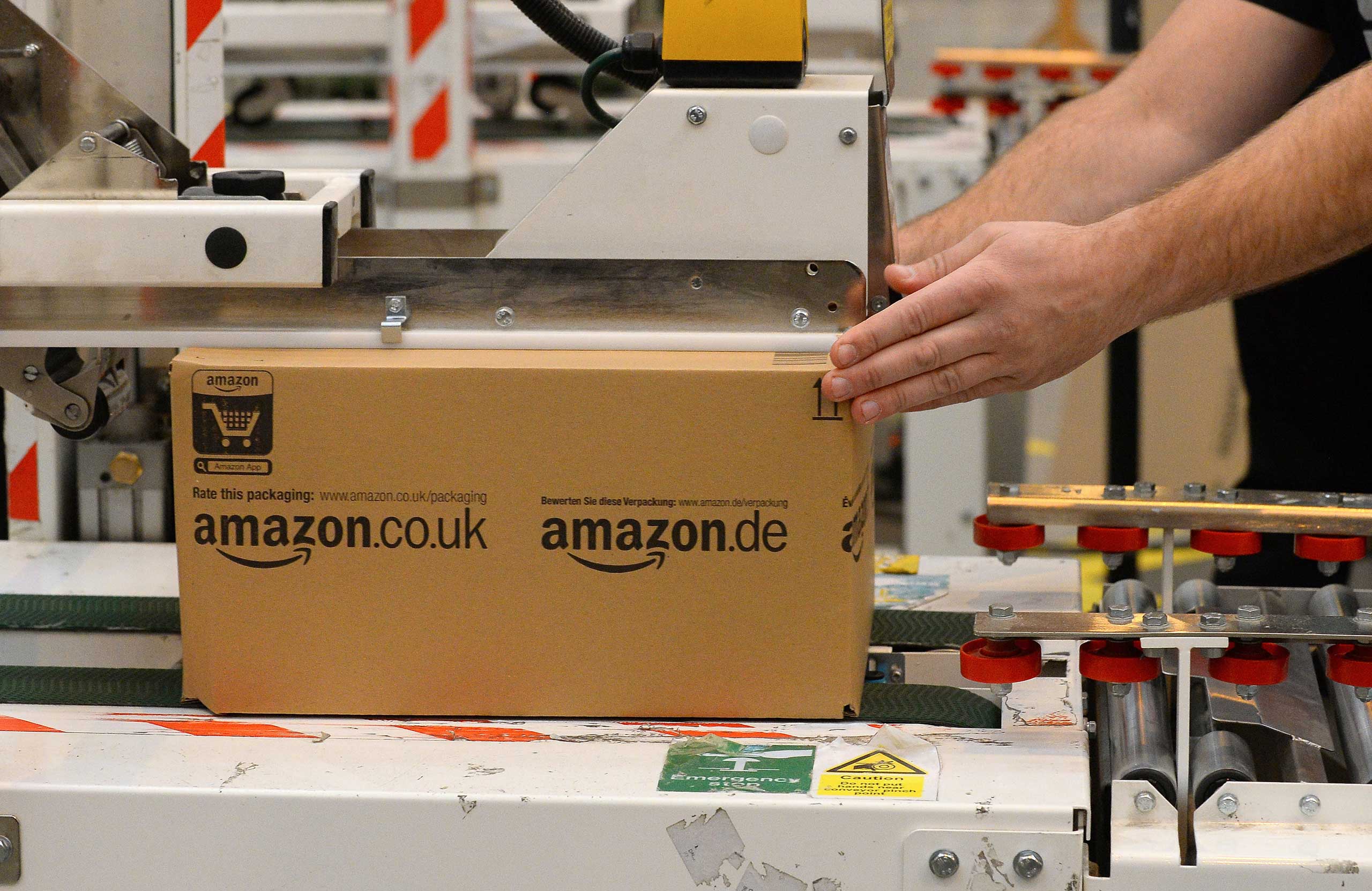 BRITAIN-US-RETAIL-COMPANY-AMAZON