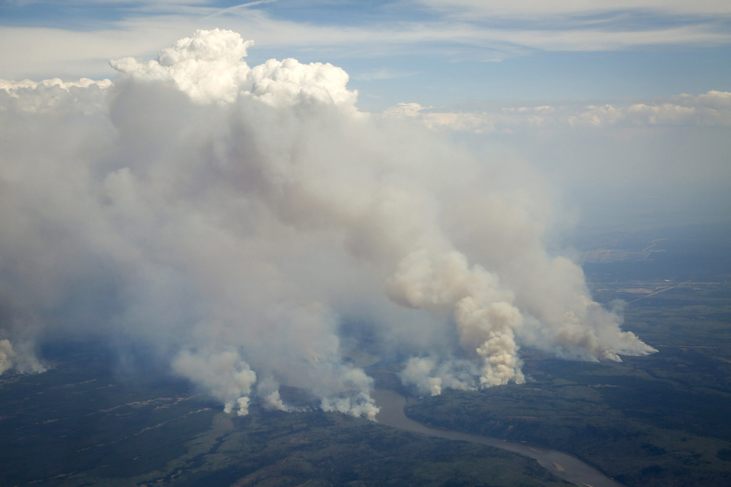 APTOPIX Canada Wildfire