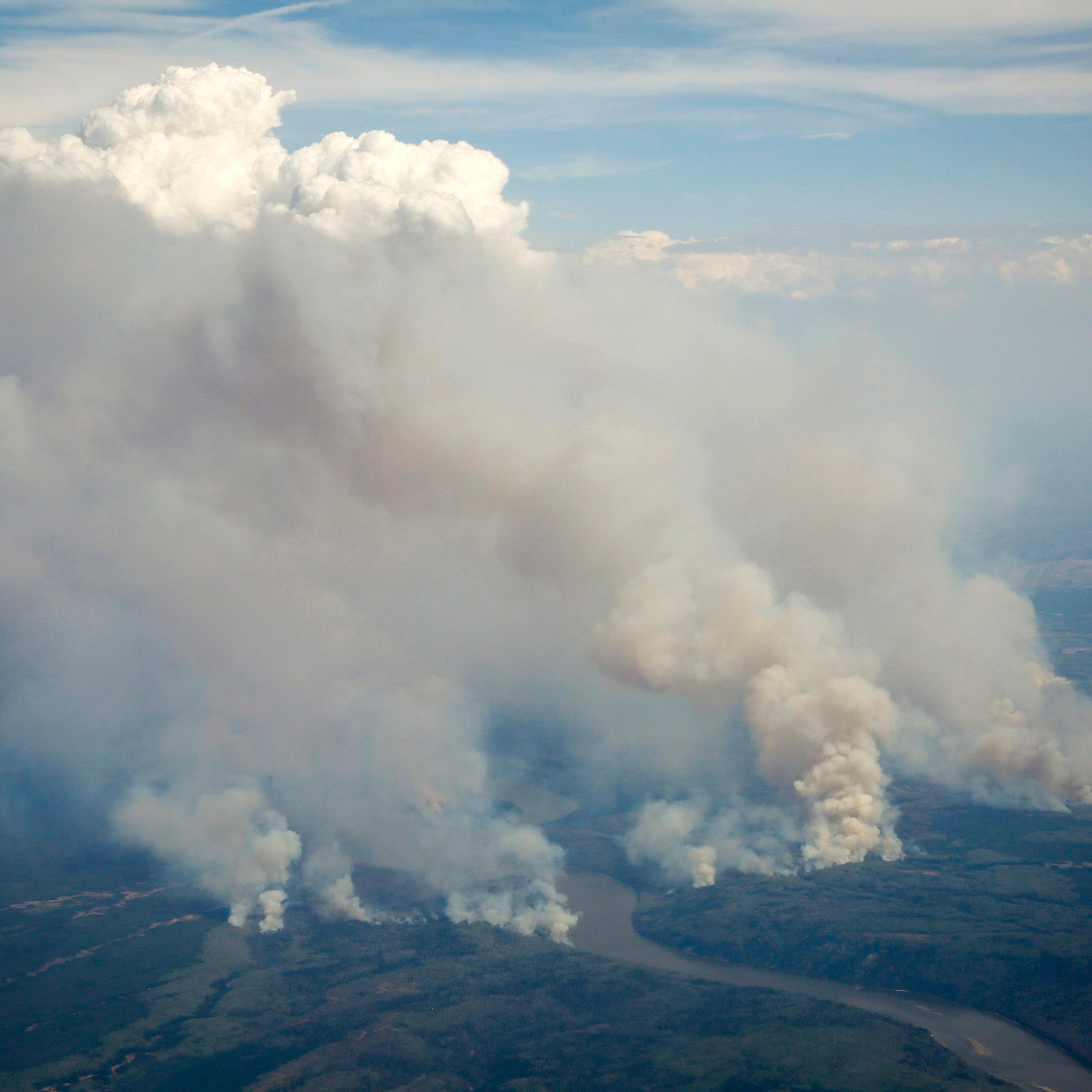 APTOPIX Canada Wildfire