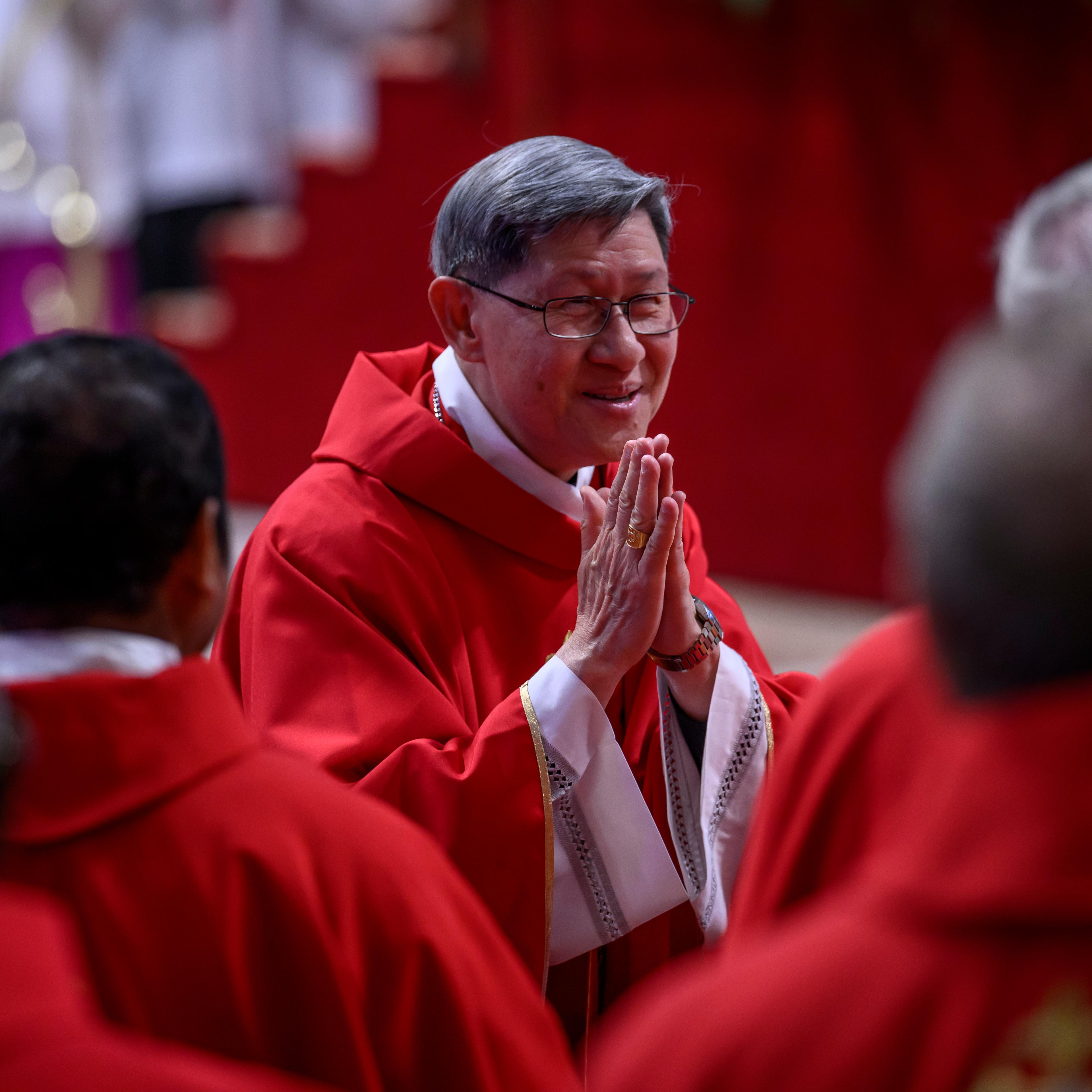 People Pay Tribute To The Late Pope Francis As Vatican Prepares For Conclave