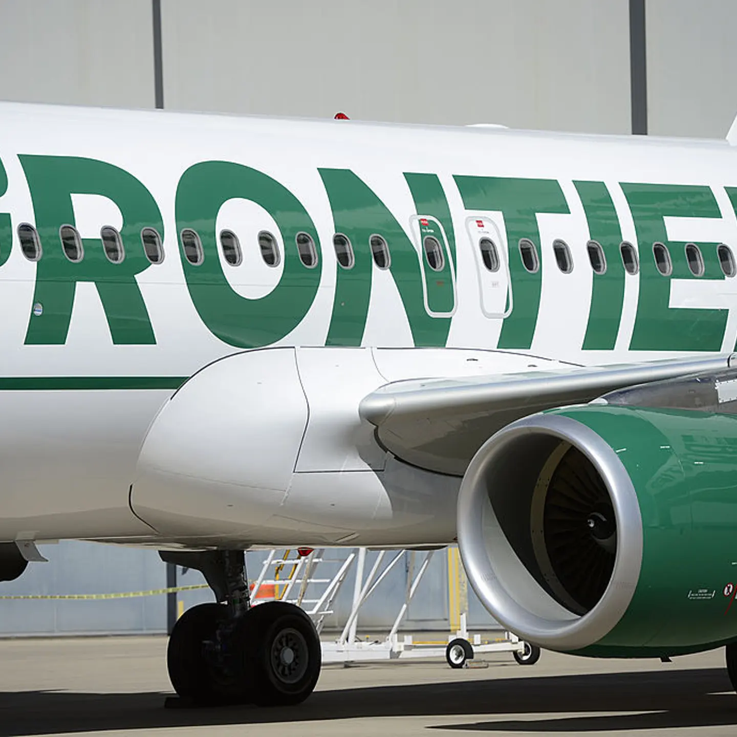 frontier airlines assault suit