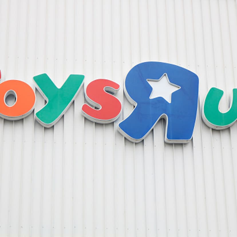 Toys 'R' Us sign