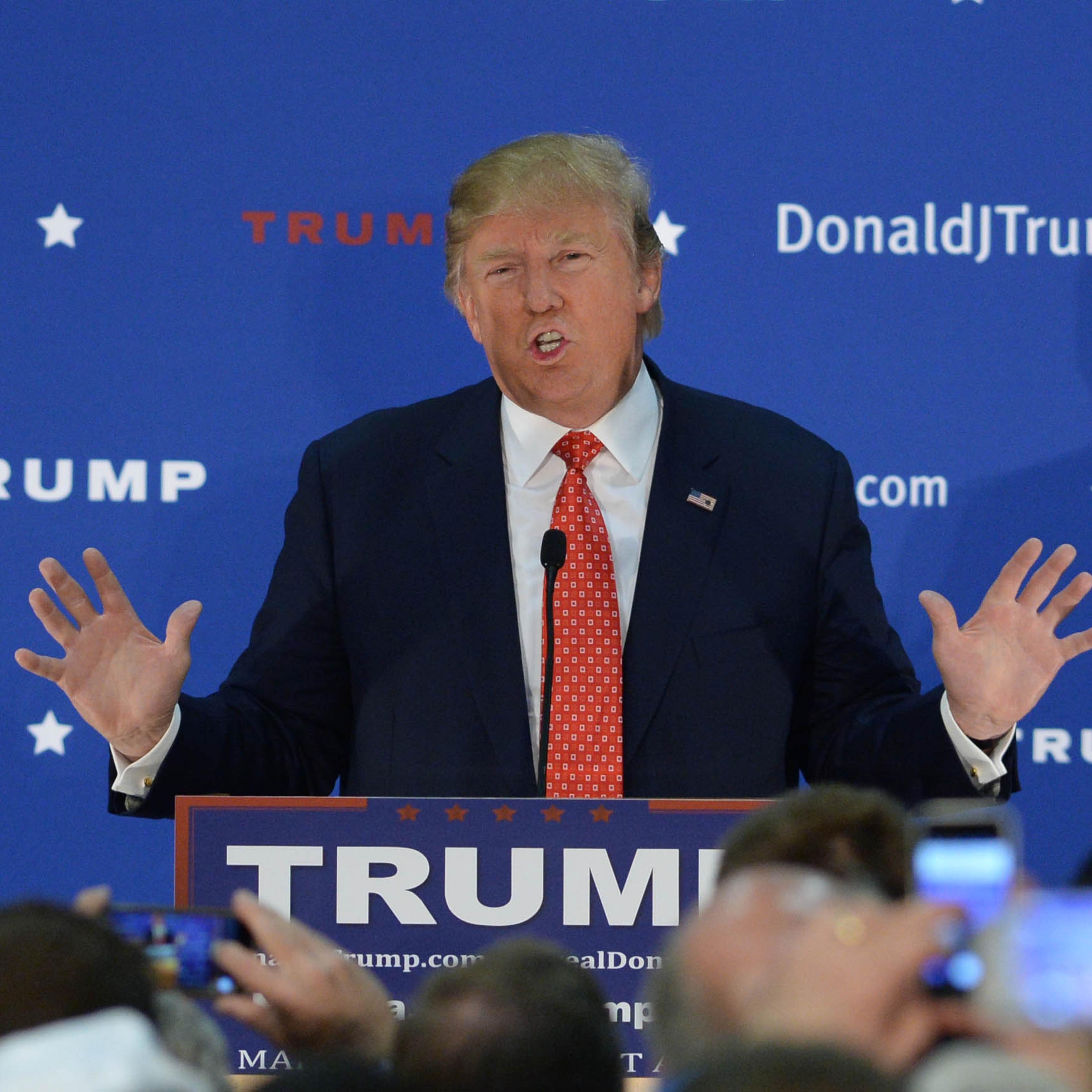 Republican Presidential Candidate Donald Trump Campaigns In Nashua, New Hampshire