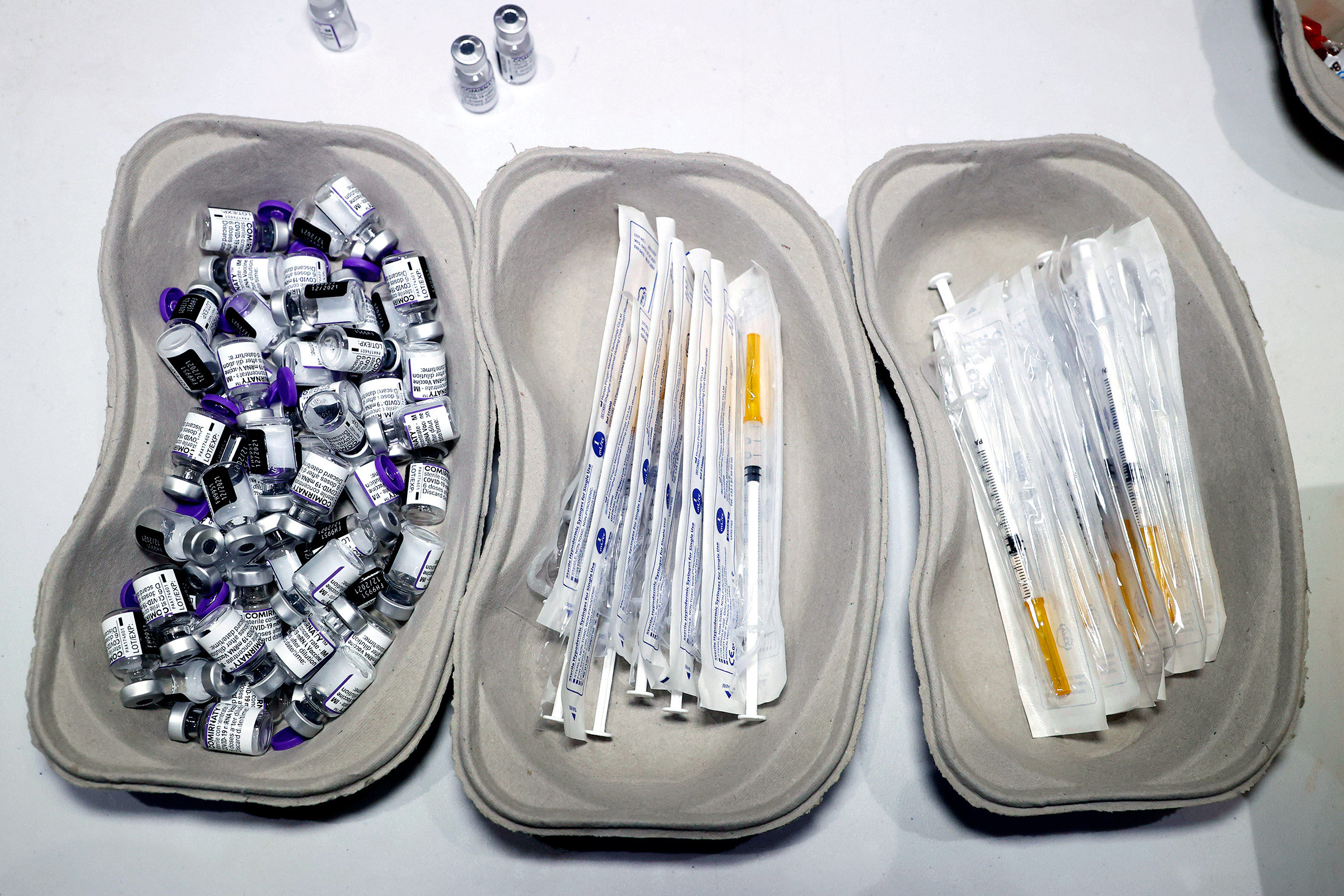 Preparation of a Covid-19 Pfizer, BioNTech vaccine