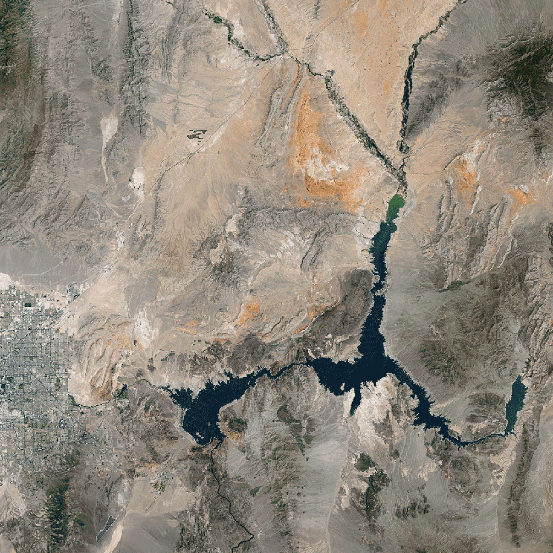 Lake Mead, Nevada, on May 15, 1984 and May 23, 2016.