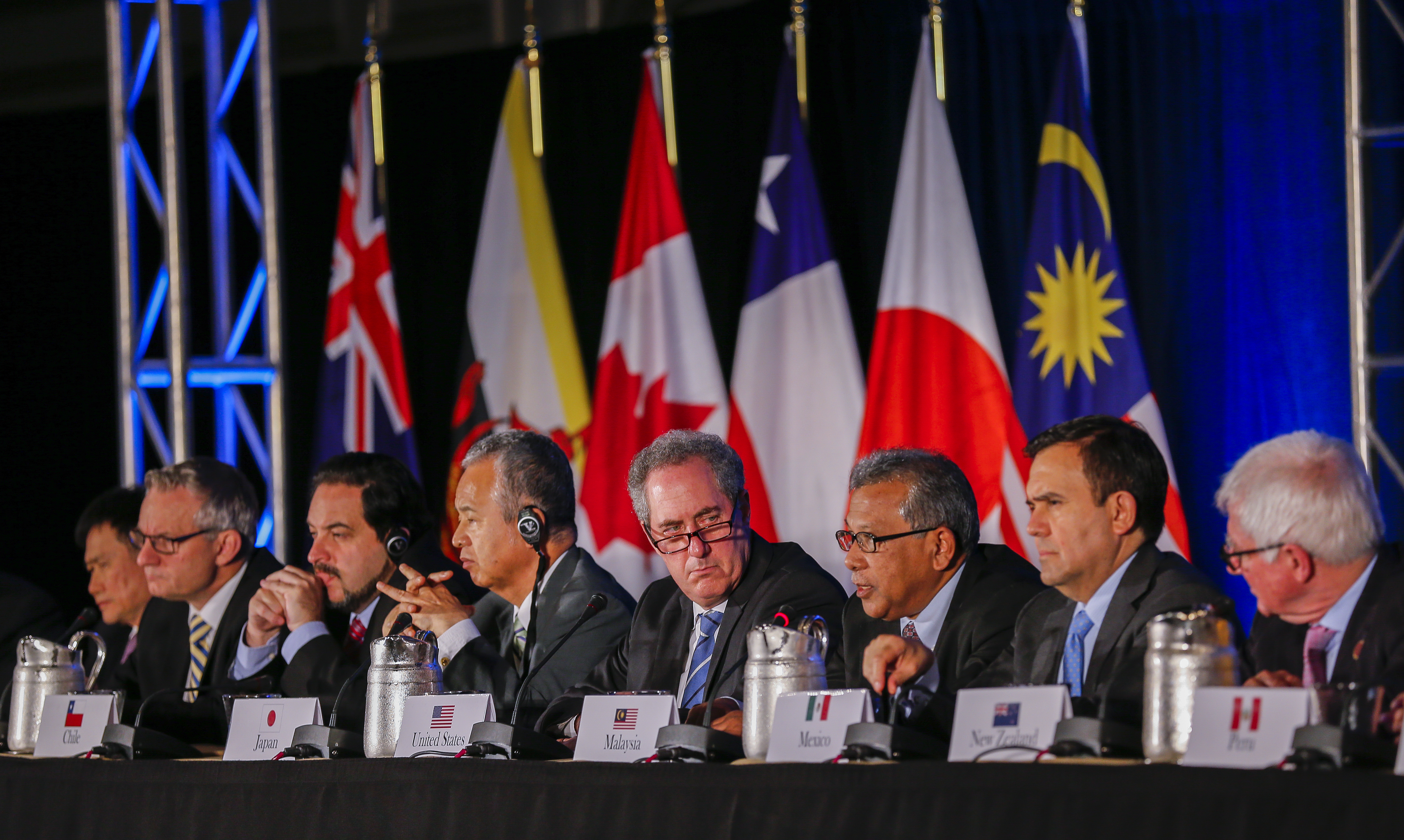 Twelve-nation trans-Pacific trade pact finalized