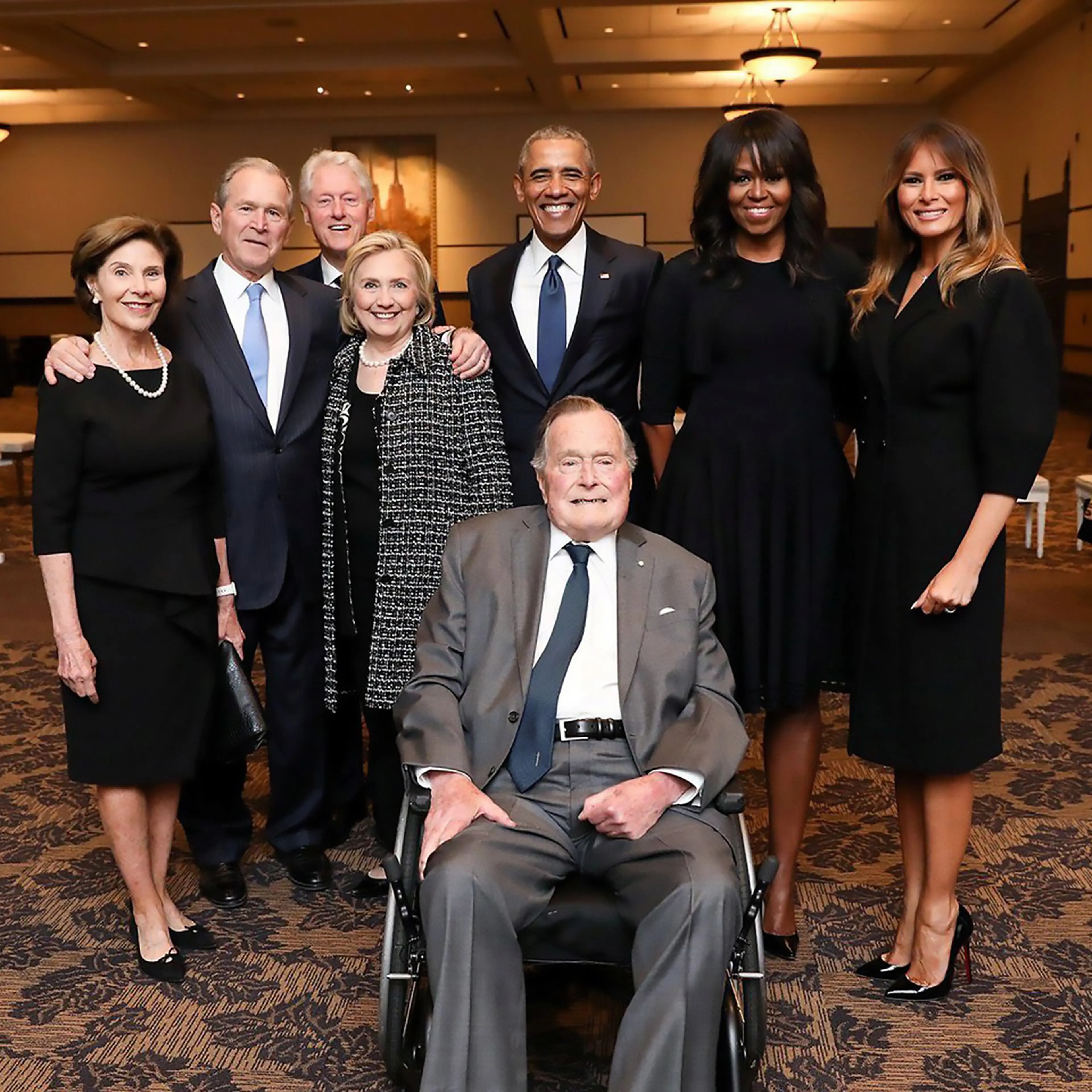 barbara-bush-funeral-barack-obama-michelle-obama-melania-trump