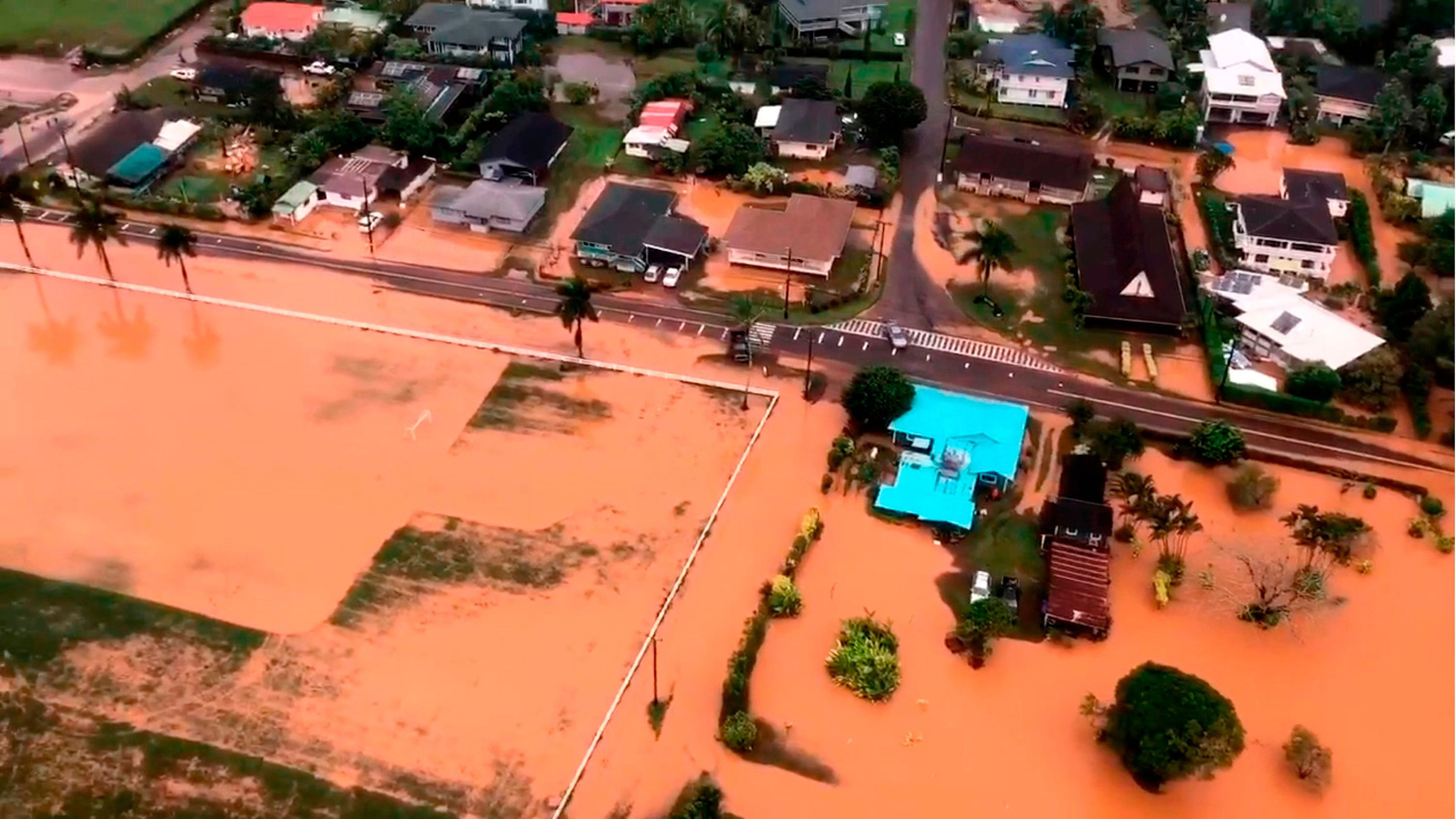 flooding along Kauai's Hanalei Bay, Hawaii